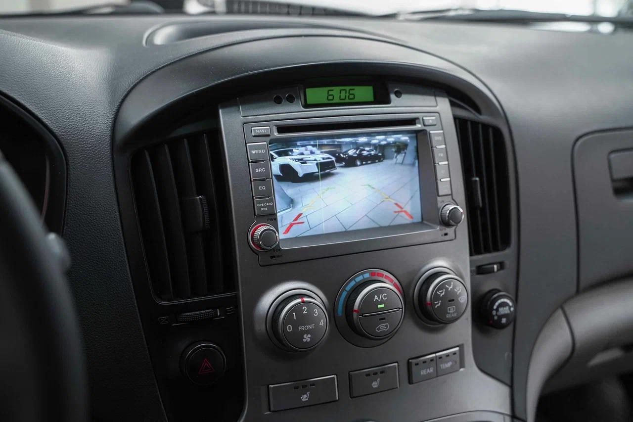 Hyundai Grand Starex 2014, серый, ДЦ Орехово