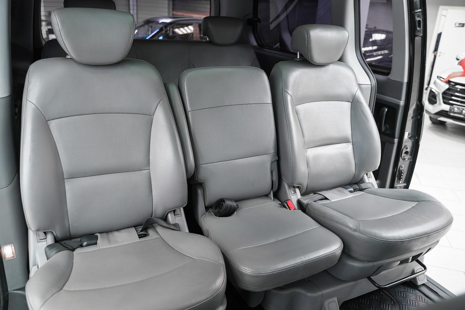 Hyundai Grand Starex 2013, черный, ДЦ Орехово