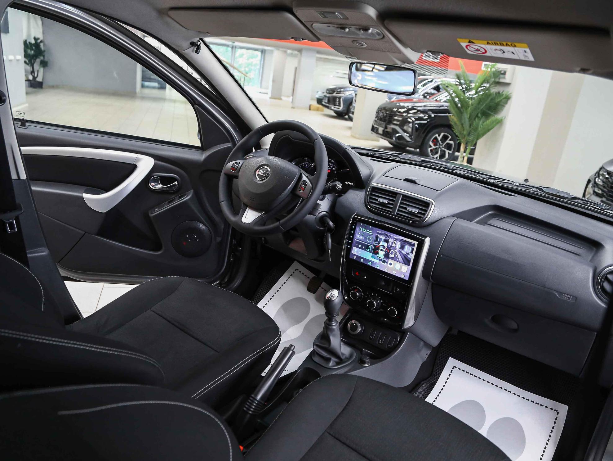 Nissan Terrano 2018, серый, ДЦ Орехово