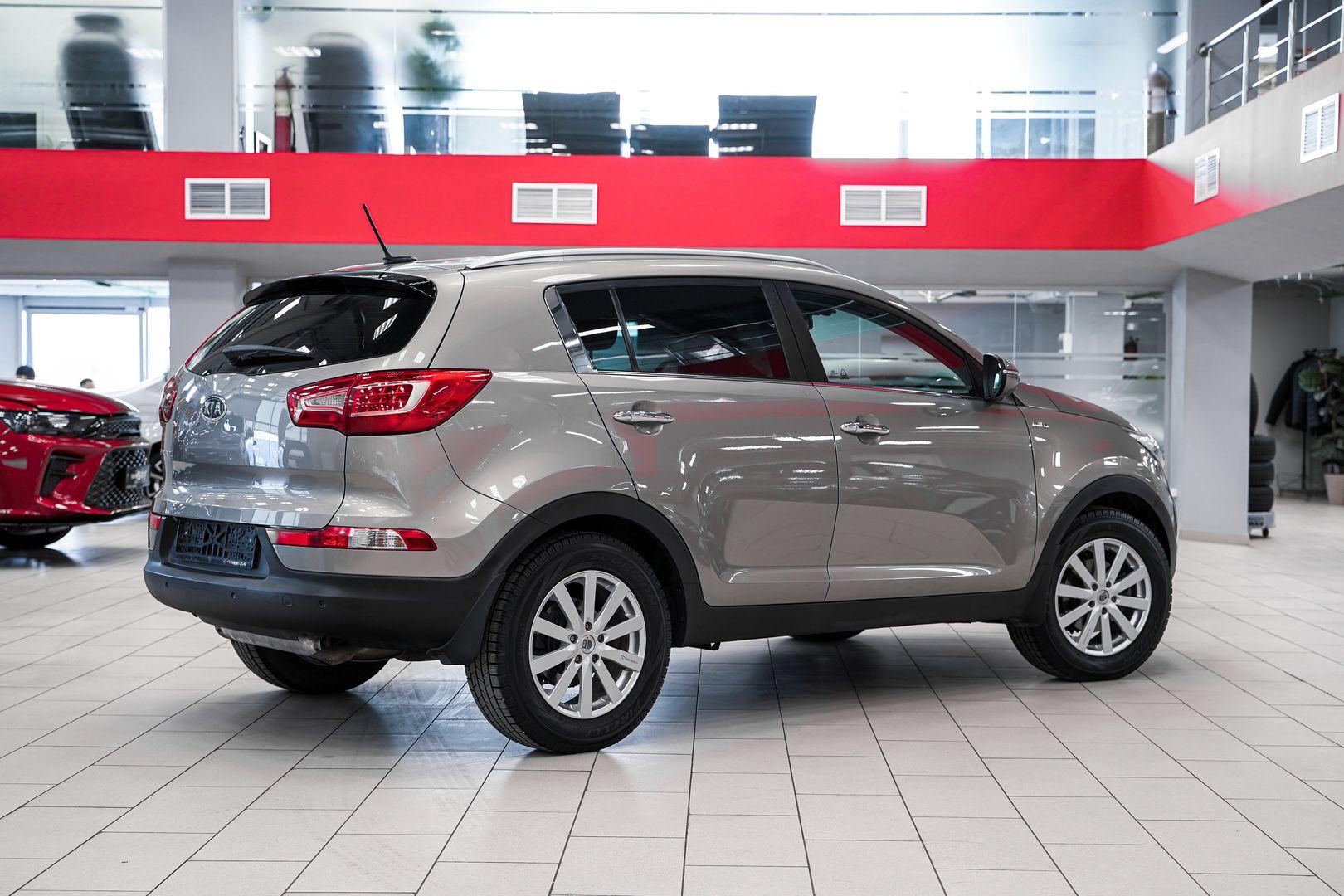 Kia Sportage 2012, серебряный, ДЦ Орехово