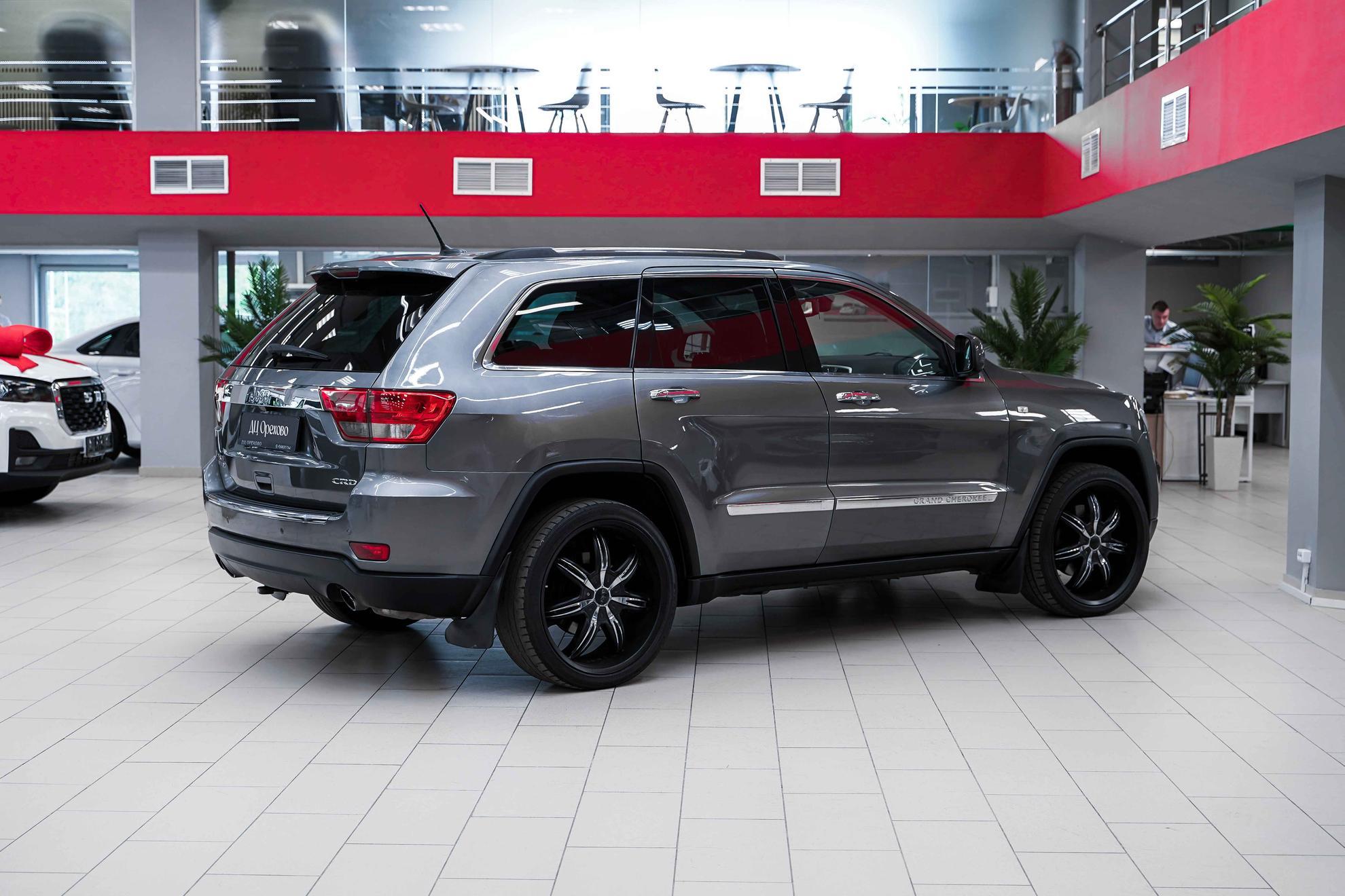 Jeep Grand Cherokee 2012, серый, ДЦ Орехово