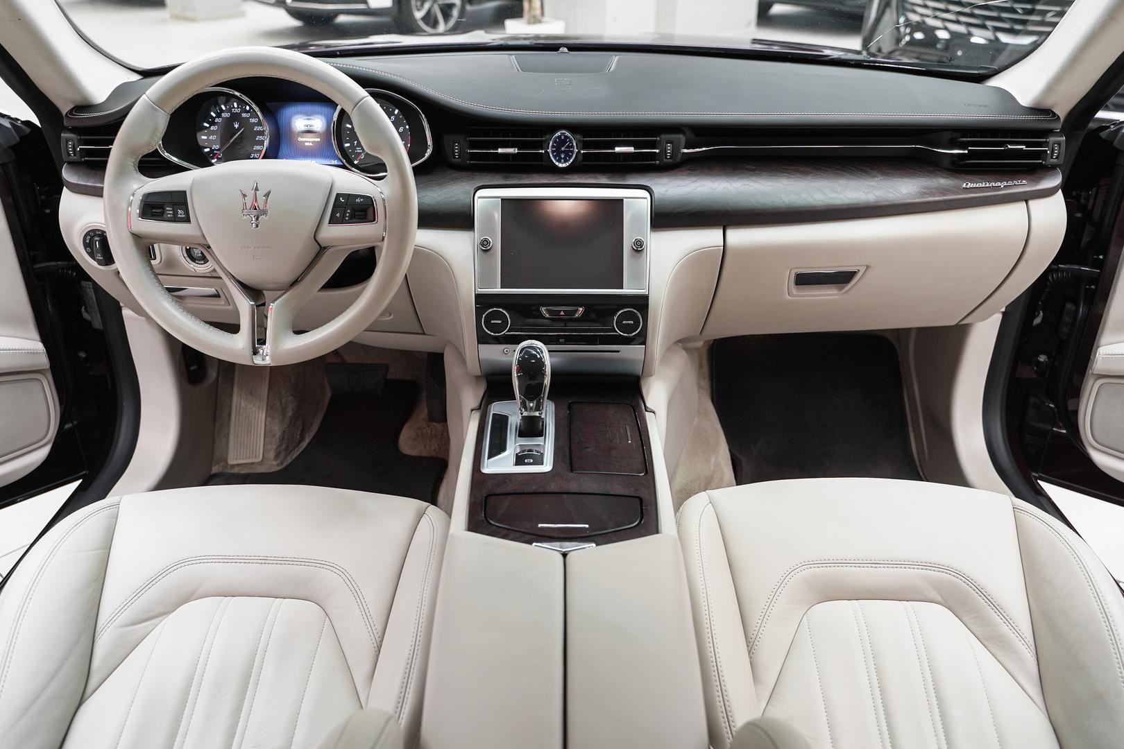 Maserati Quattroporte 2015, пурпурный, ДЦ Орехово
