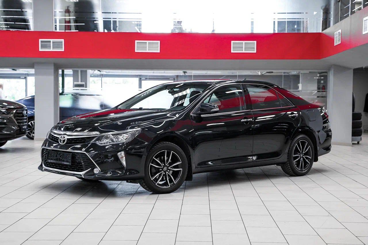 Toyota Camry 2017, черный, ДЦ Орехово