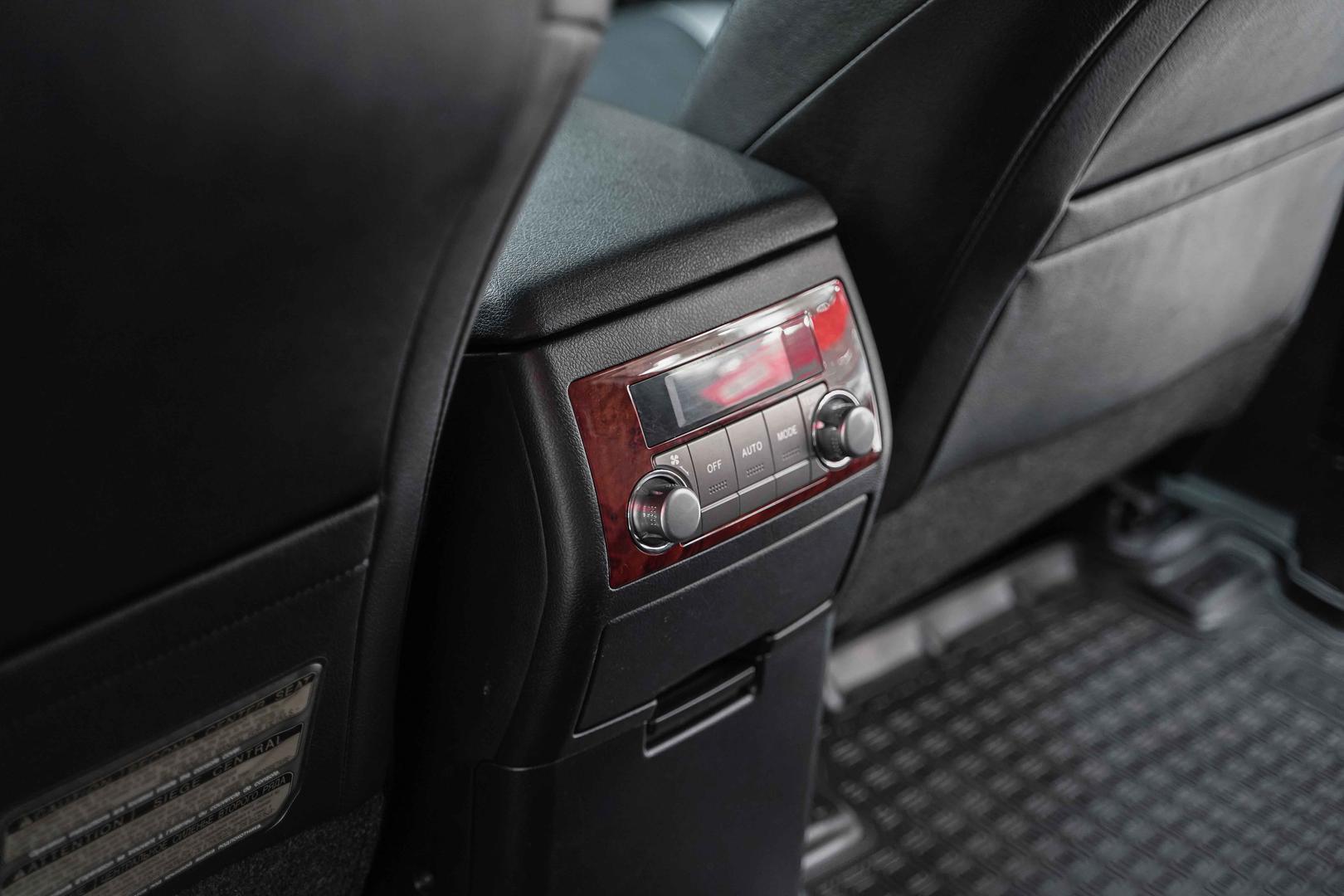Toyota Highlander 2012, черный, ДЦ Орехово