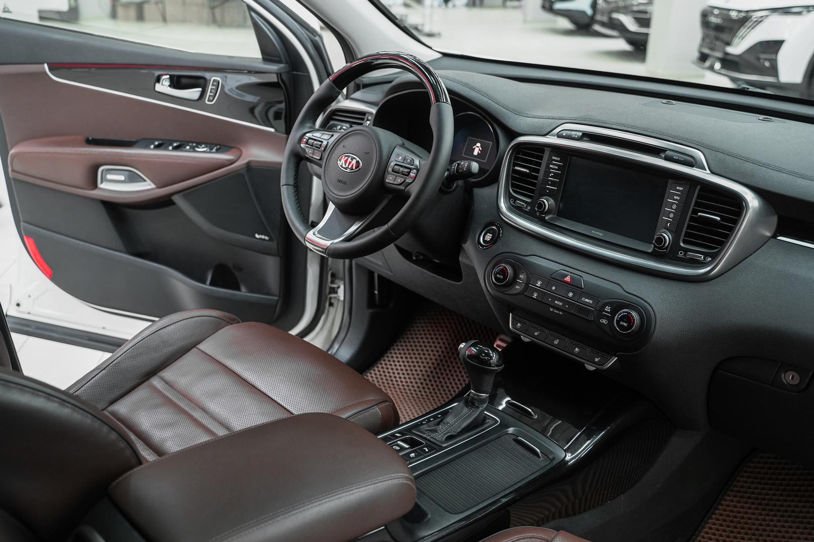 Kia Sorento 2016, белый, ДЦ Орехово