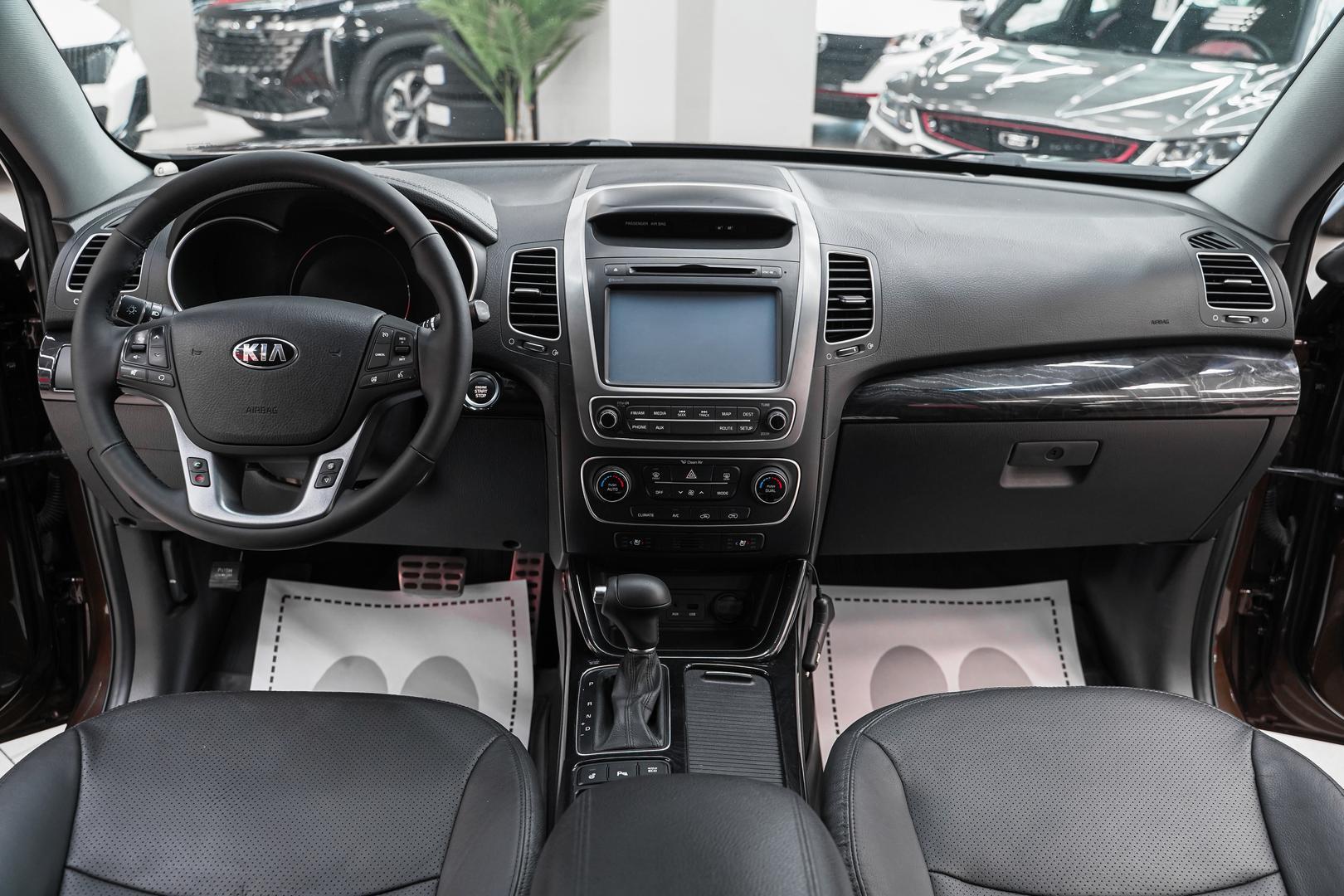 Kia Sorento 2015, коричневый, ДЦ Орехово