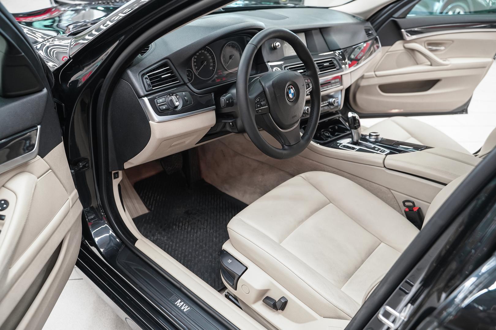 BMW 5 серии 2012, черный, ДЦ Орехово