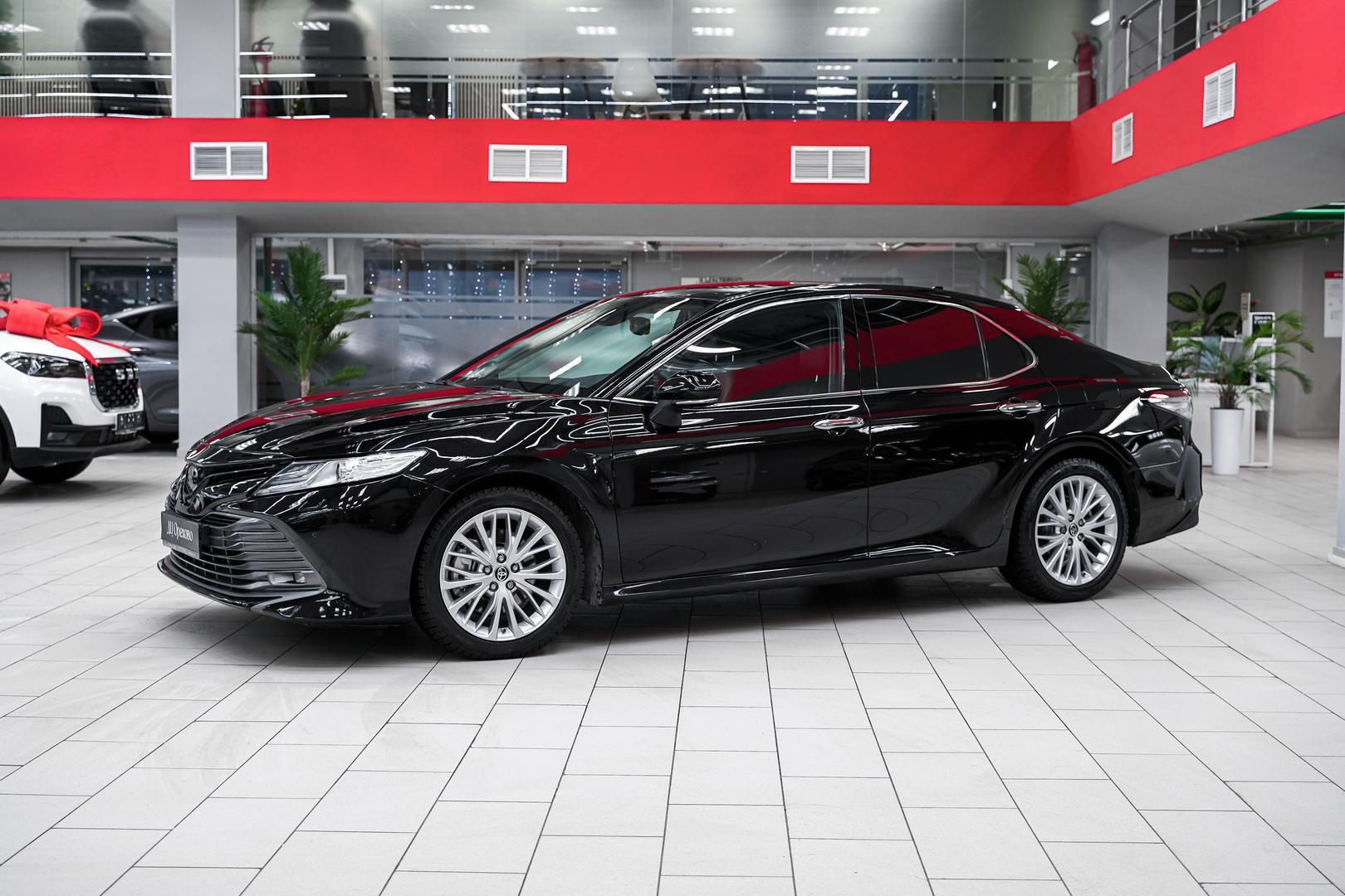 Toyota Camry 2020, черный, ДЦ Орехово