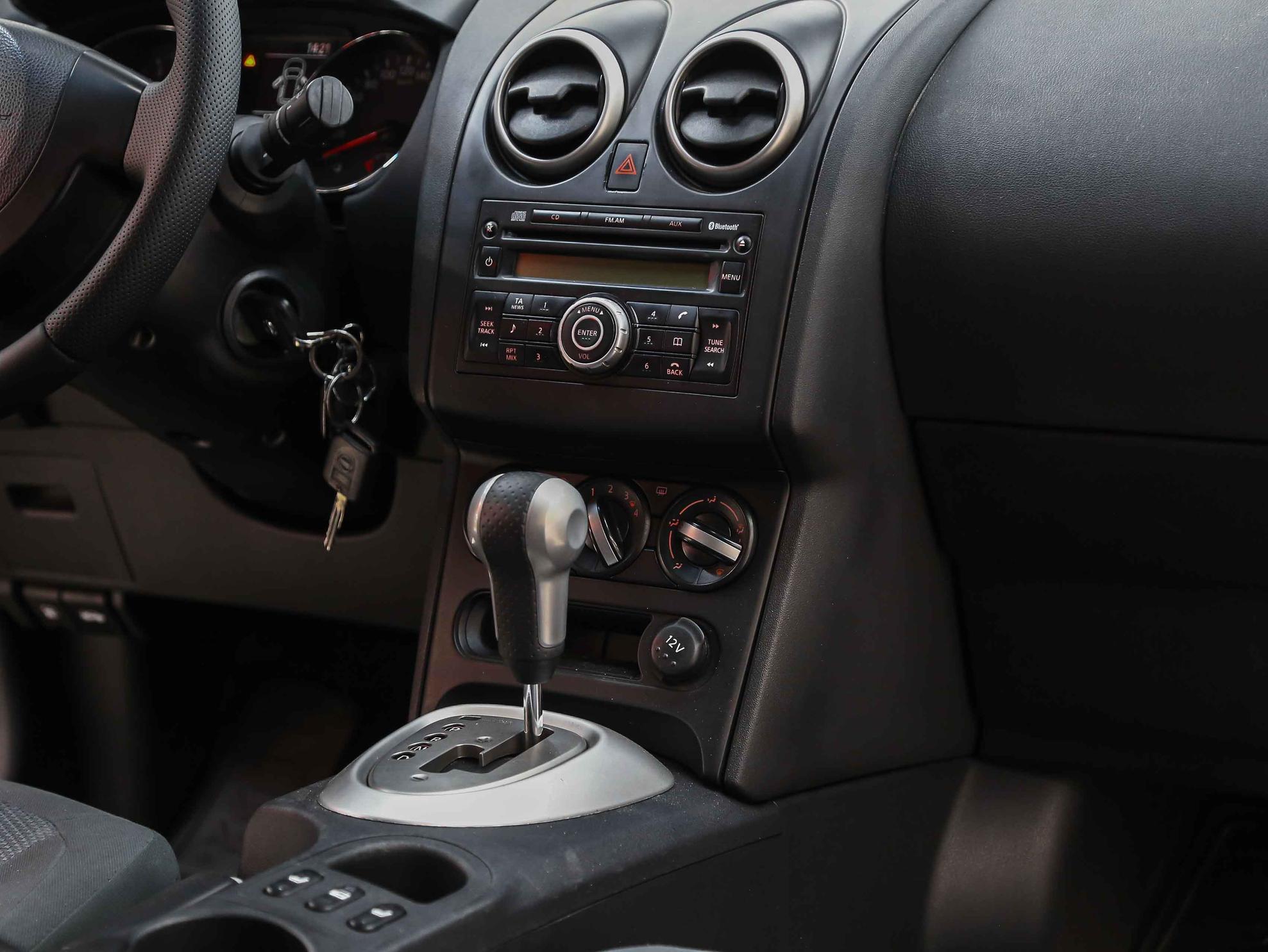 Nissan Qashqai 2011, серый, ДЦ Орехово