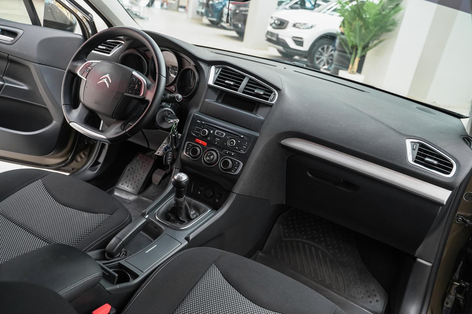 Citroen C4 2013, коричневый, ДЦ Орехово
