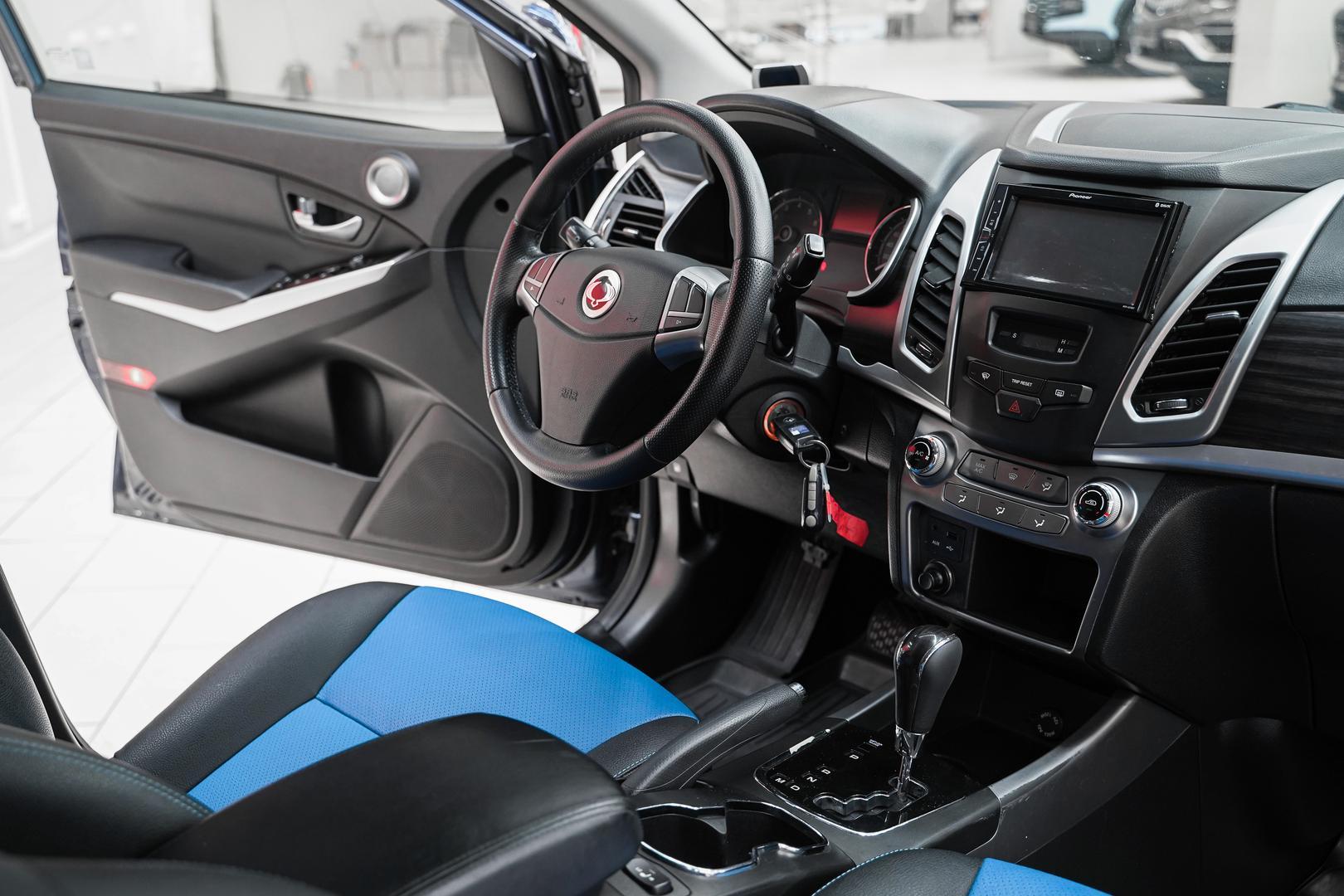 SsangYong Actyon 2013, синий, ДЦ Орехово