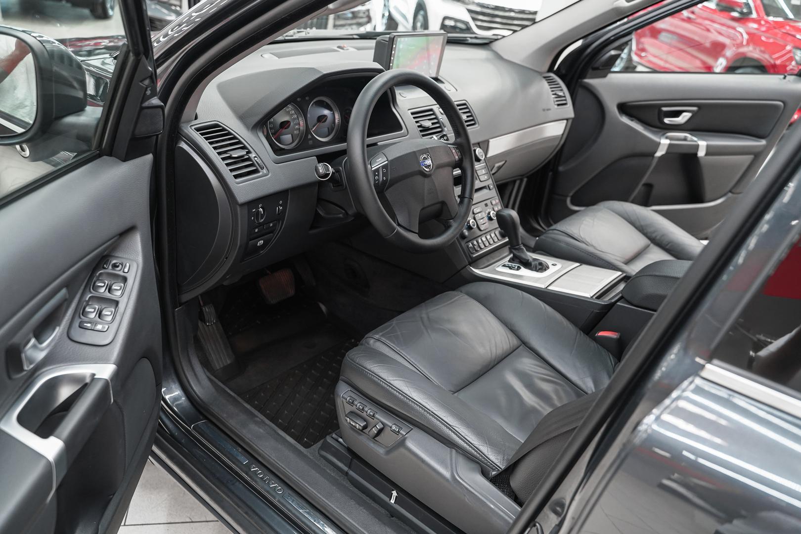 Volvo XC90 2010, серый, ДЦ Орехово