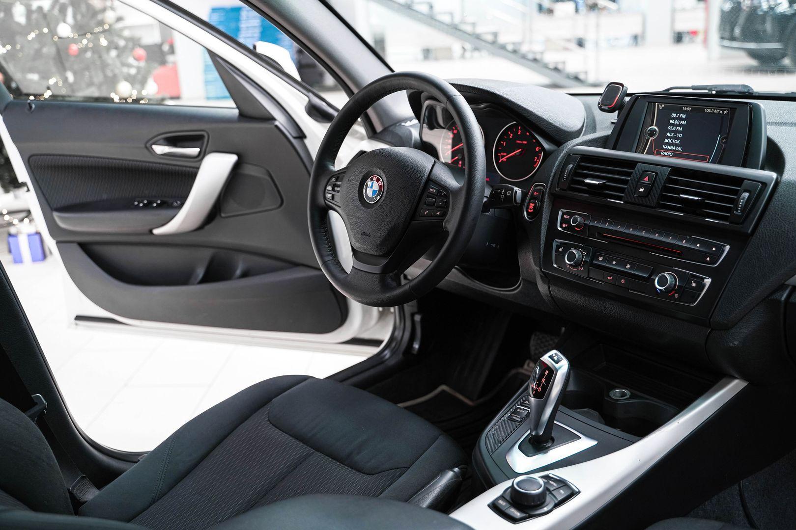 BMW 1 серии 2013, белый, ДЦ Орехово