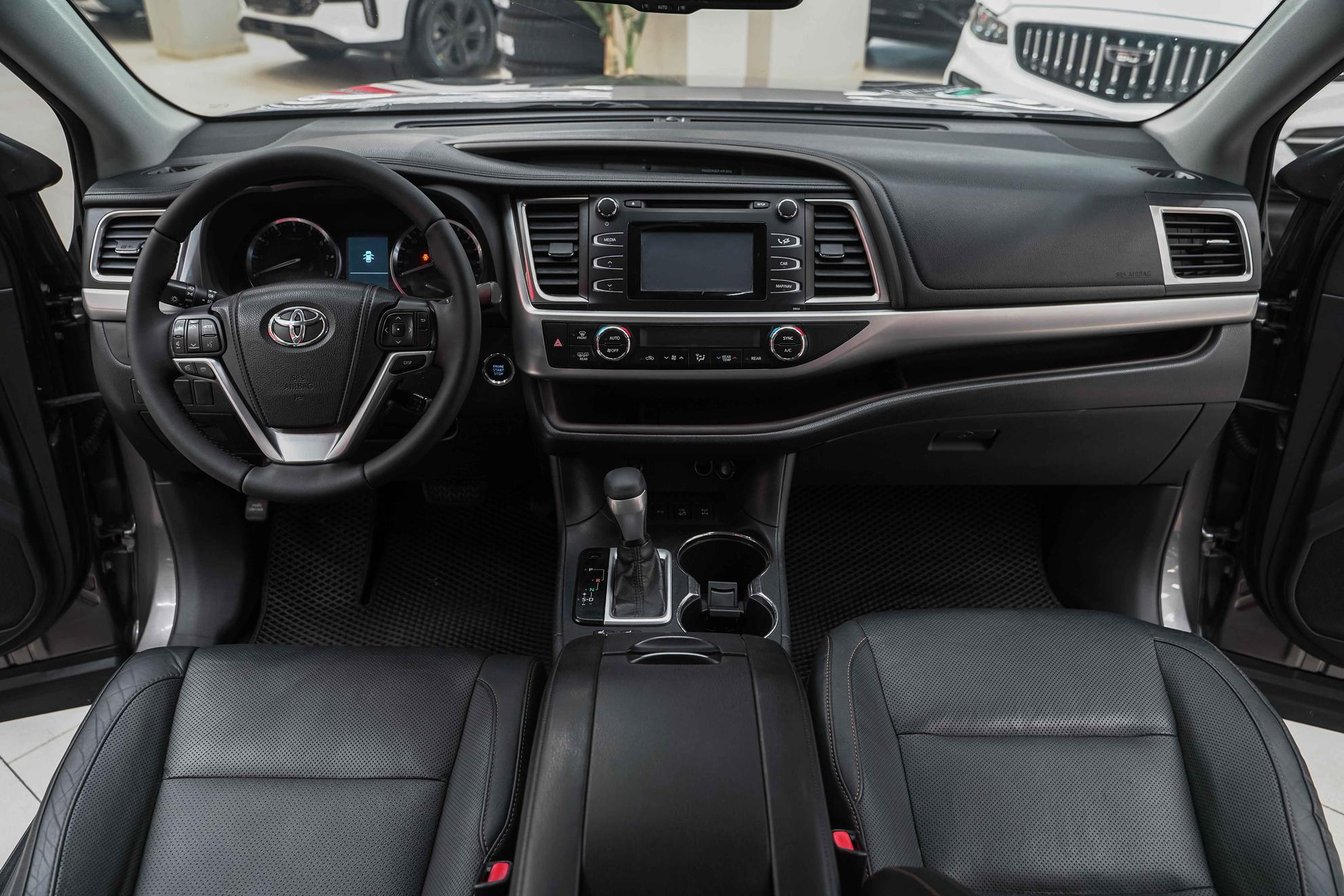 Toyota Highlander 2014, серый, ДЦ Орехово