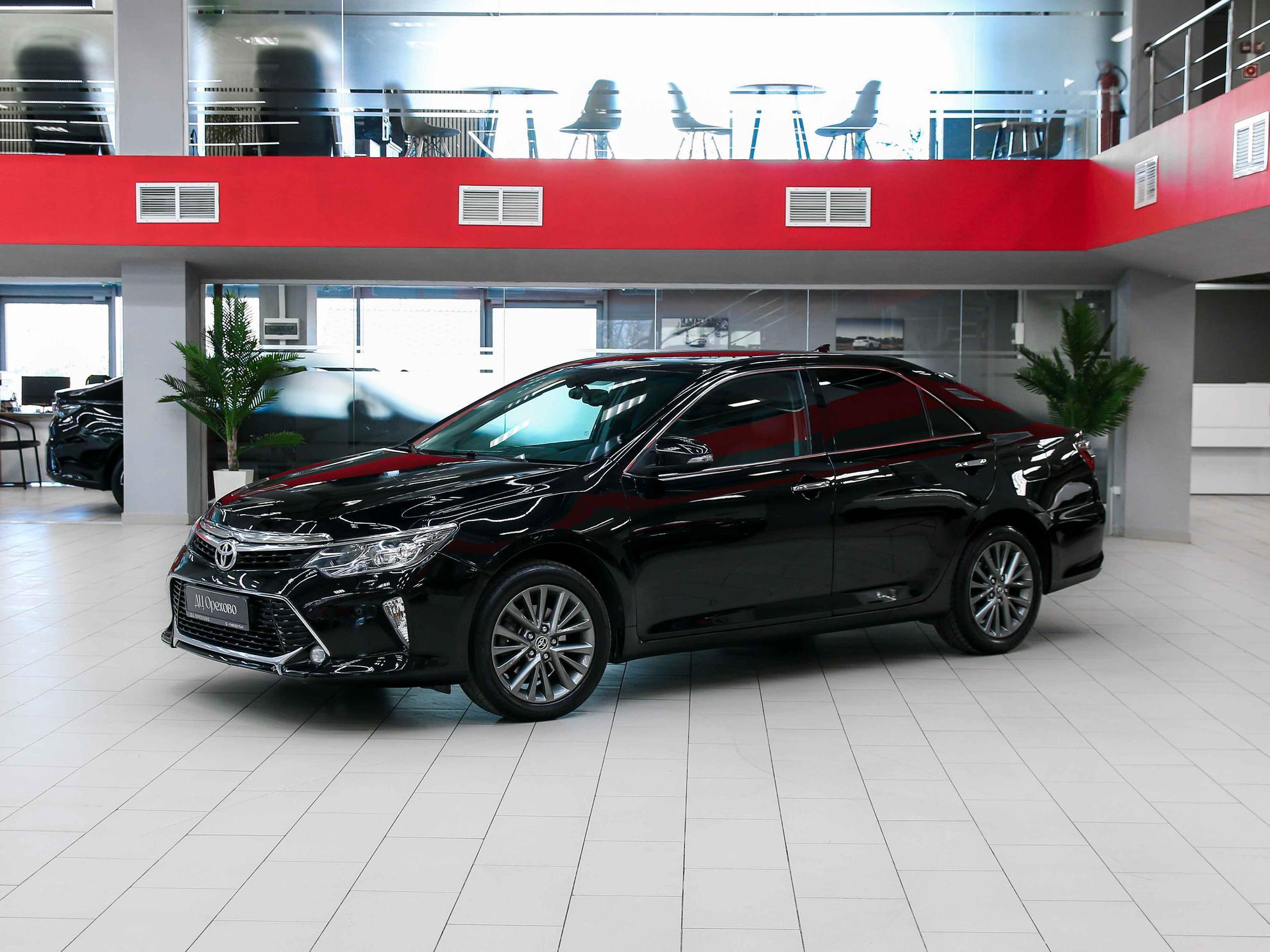 Toyota Camry 2017, черный, ДЦ Орехово