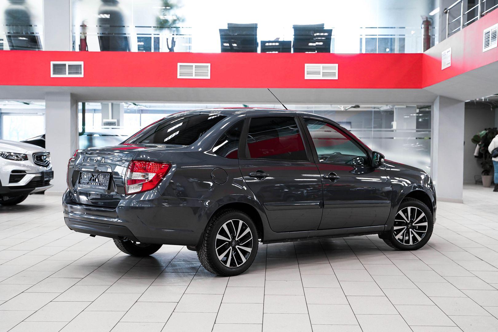 LADA (ВАЗ) Granta 2019, серый, ДЦ Орехово