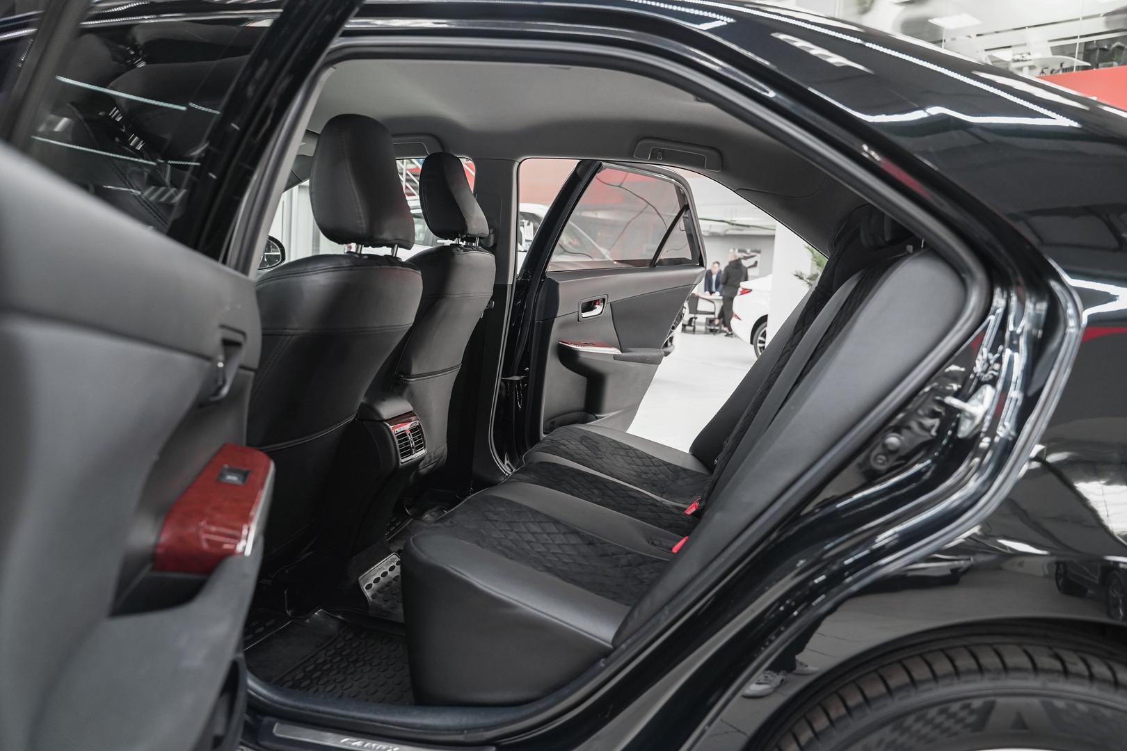 Toyota Camry 2013, черный, ДЦ Орехово