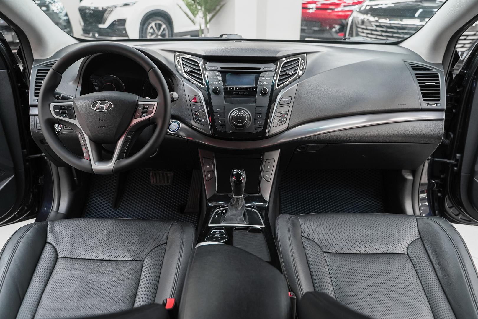 Hyundai i40 2013, синий, ДЦ Орехово
