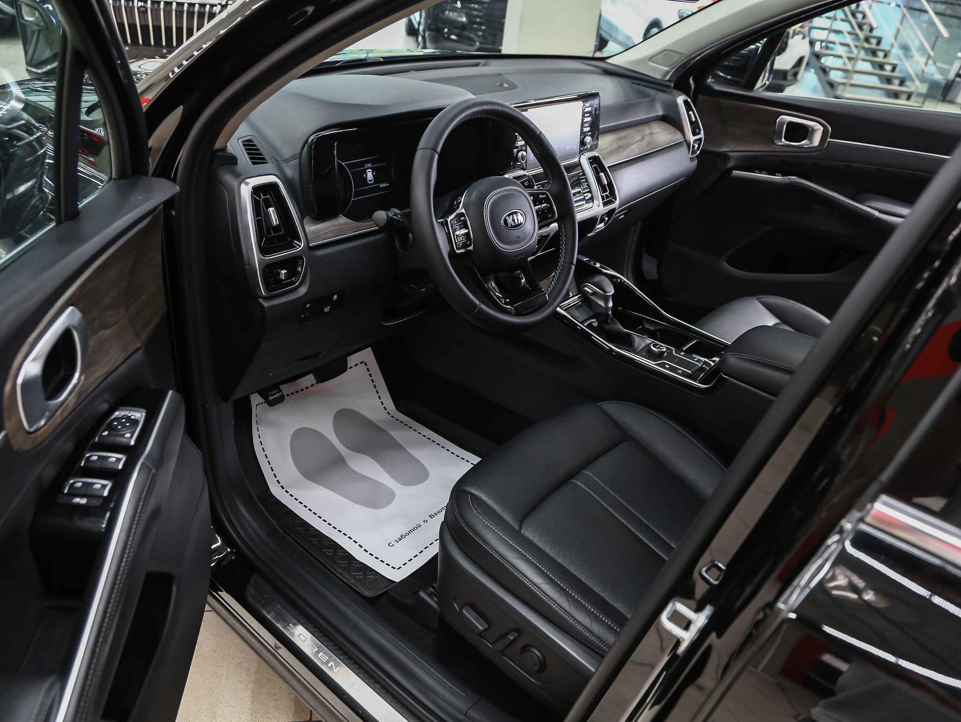 Kia Sorento 2021, черный, ДЦ Орехово
