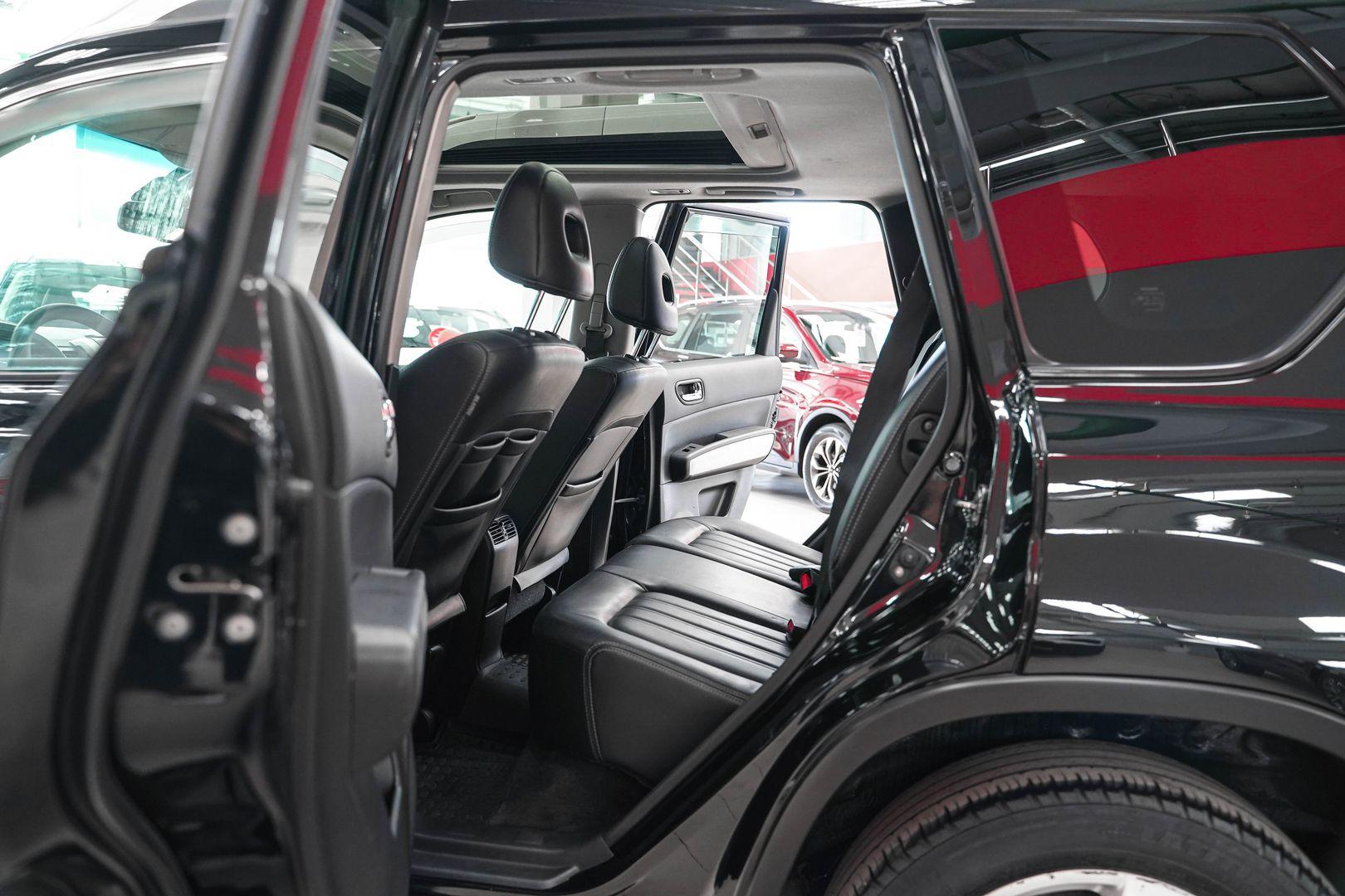 Nissan X-Trail 2012, черный, ДЦ Орехово