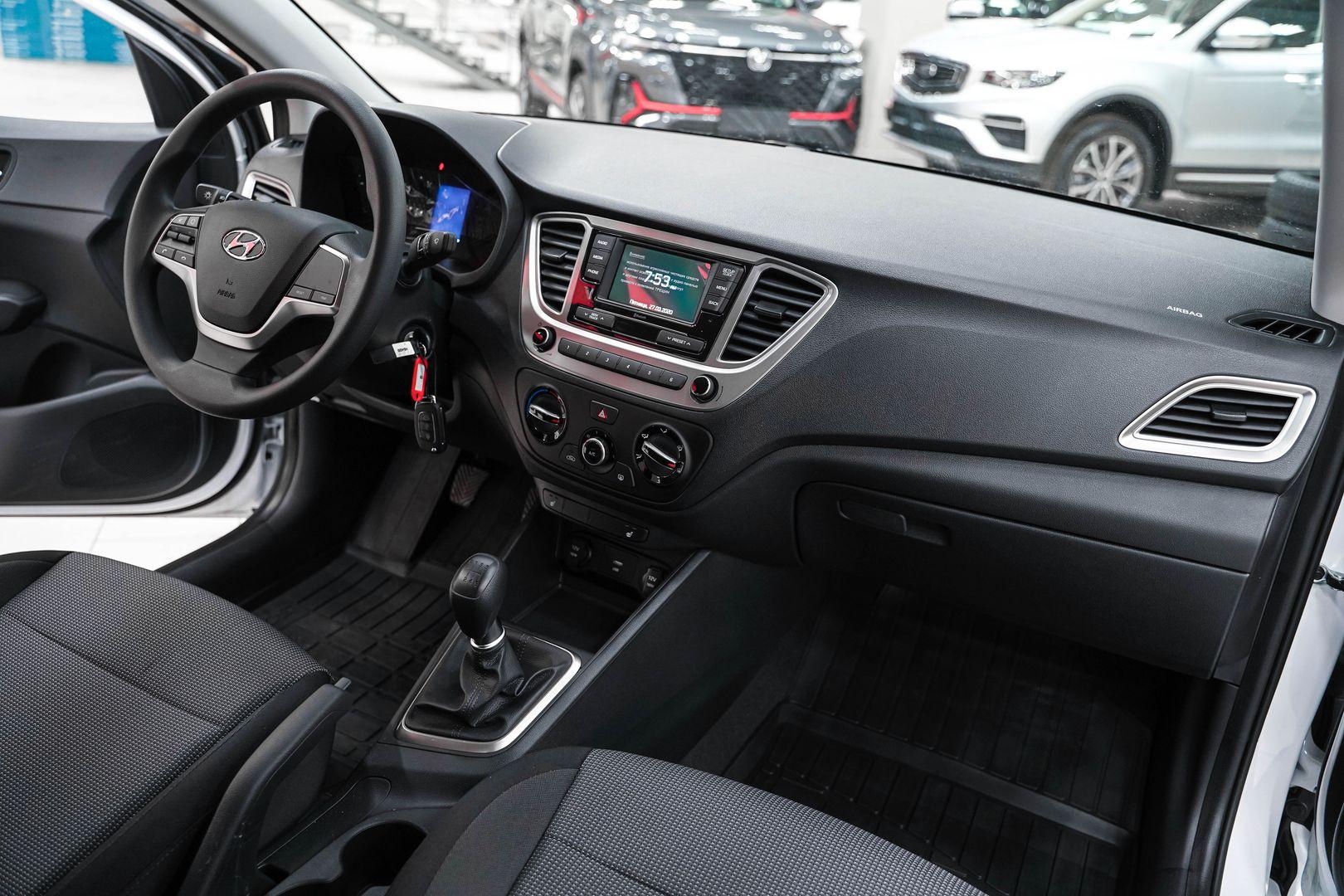 Solaris HS 2024, белый, ДЦ Орехово