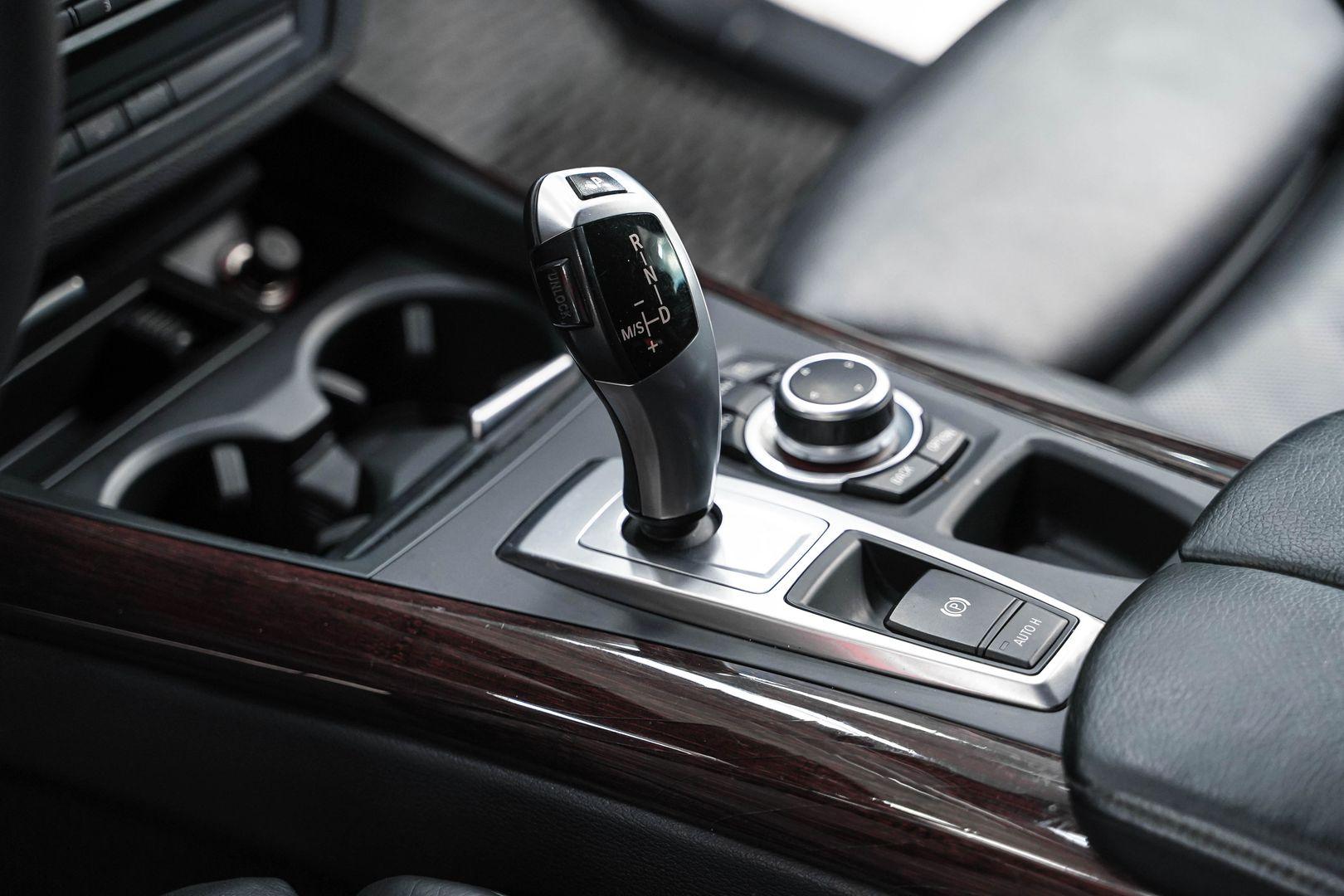 BMW X5 2012, коричневый, ДЦ Орехово