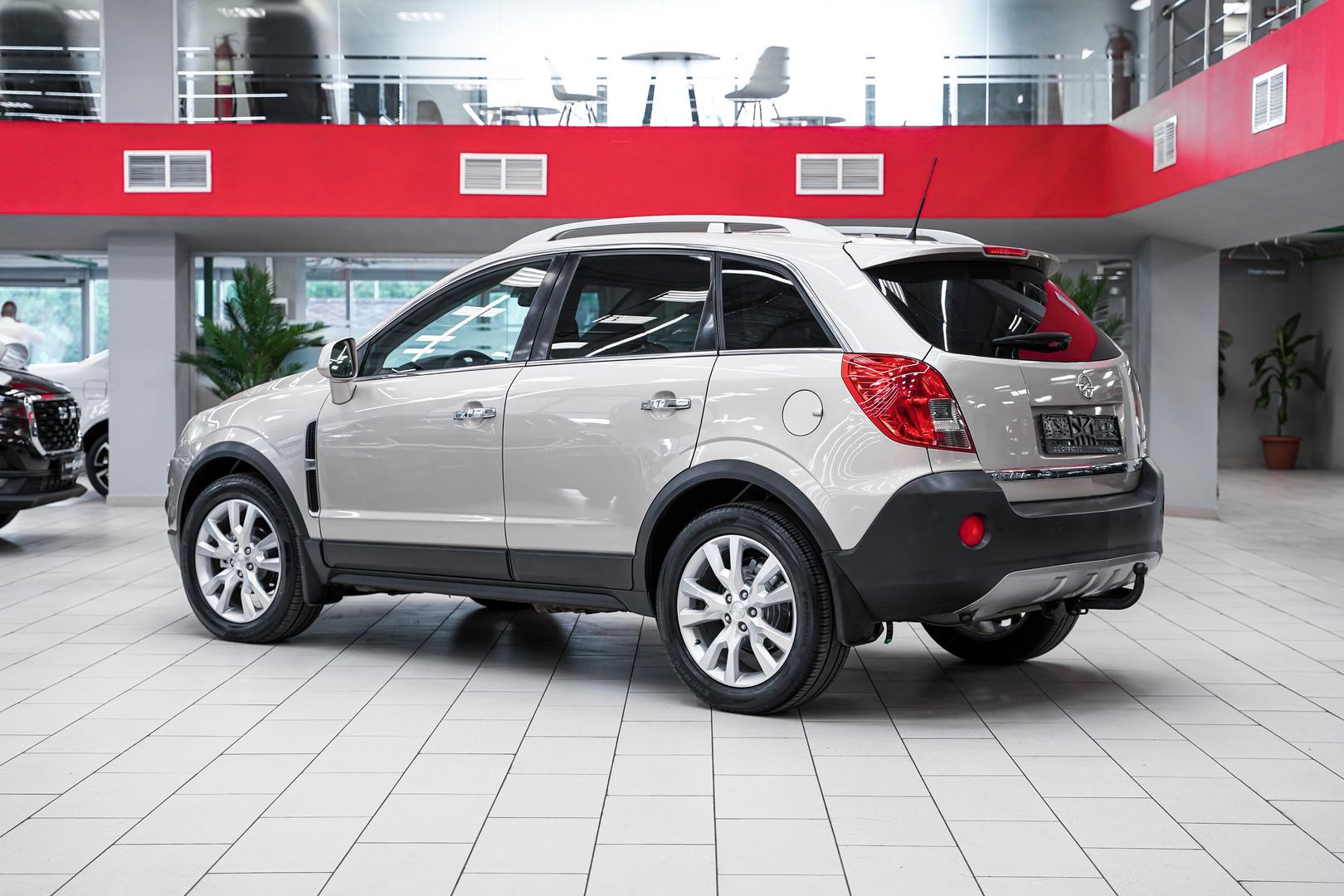 Opel Antara 2012, бежевый, ДЦ Орехово
