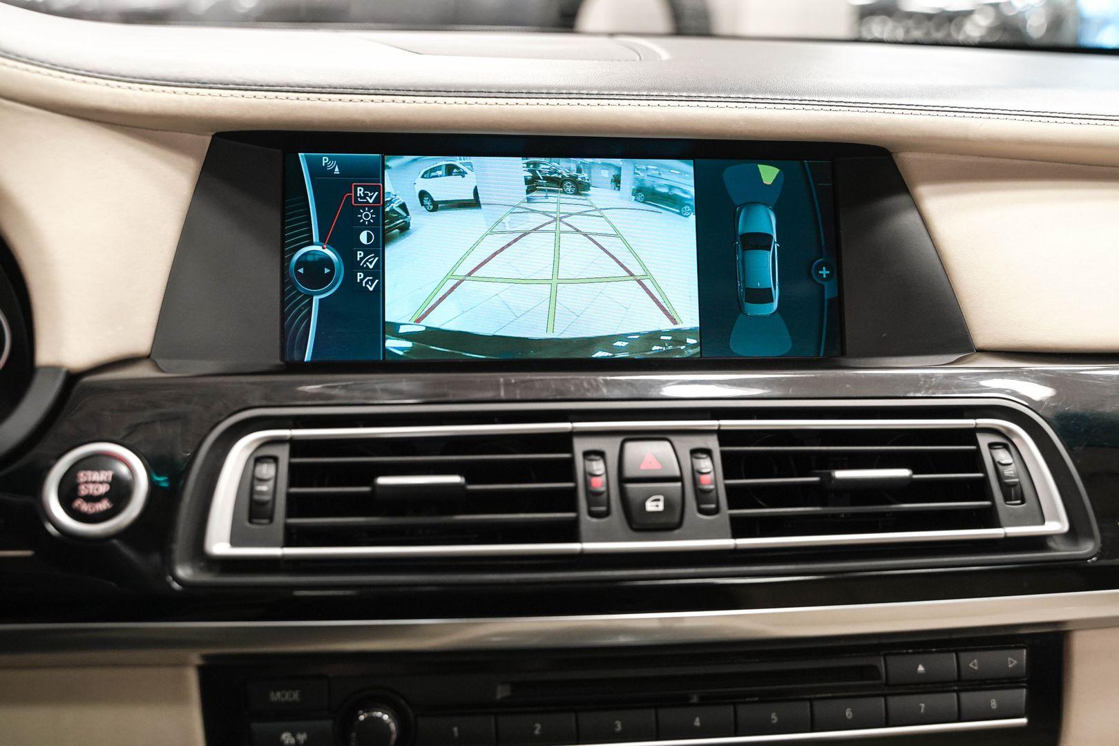 BMW 7 серии 2011, черный, ДЦ Орехово