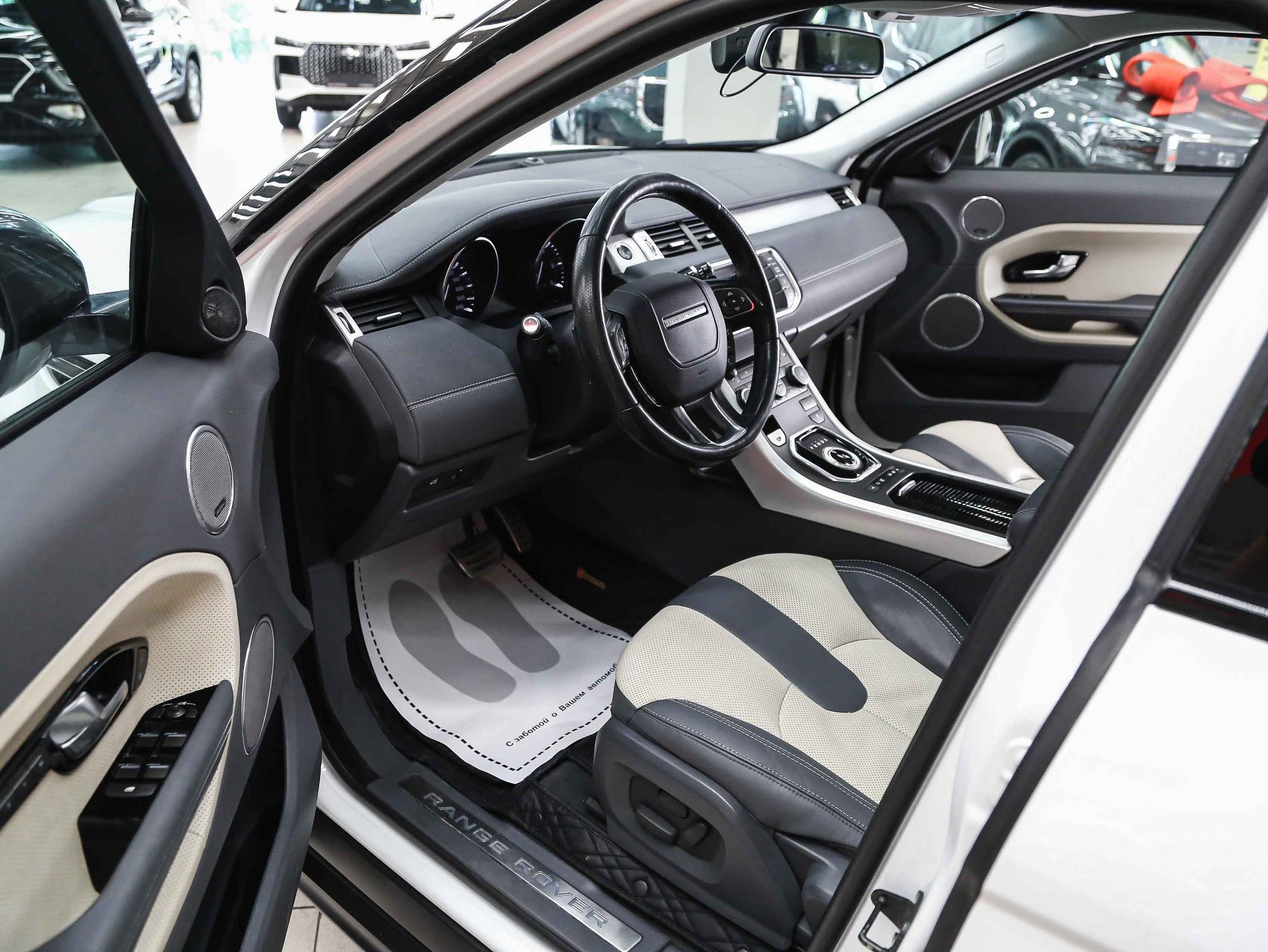 Land Rover Range Rover Evoque 2014, белый, ДЦ Орехово