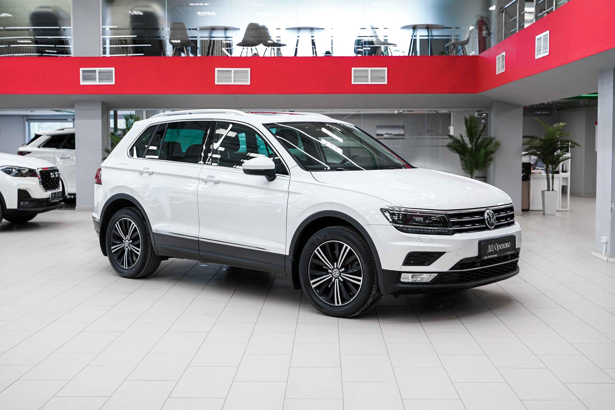 Volkswagen Tiguan 2017, белый, ДЦ Орехово