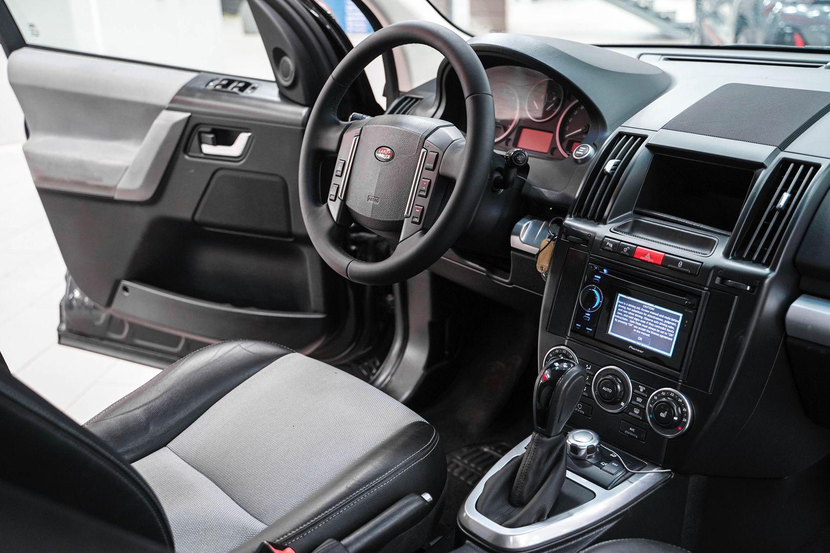 Land Rover Freelander 2010, черный, ДЦ Орехово