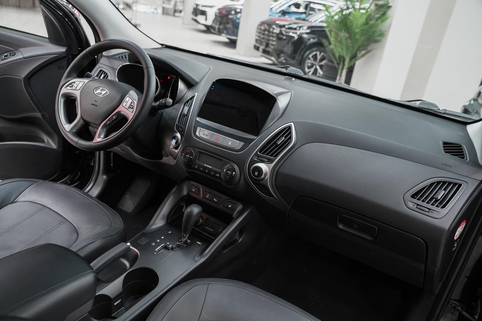 Hyundai ix35 2013, черный, ДЦ Орехово