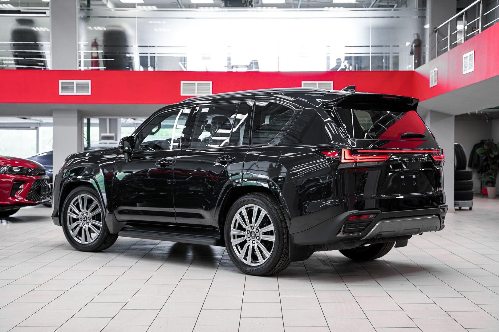 Lexus LX 2025, черный, ДЦ Орехово