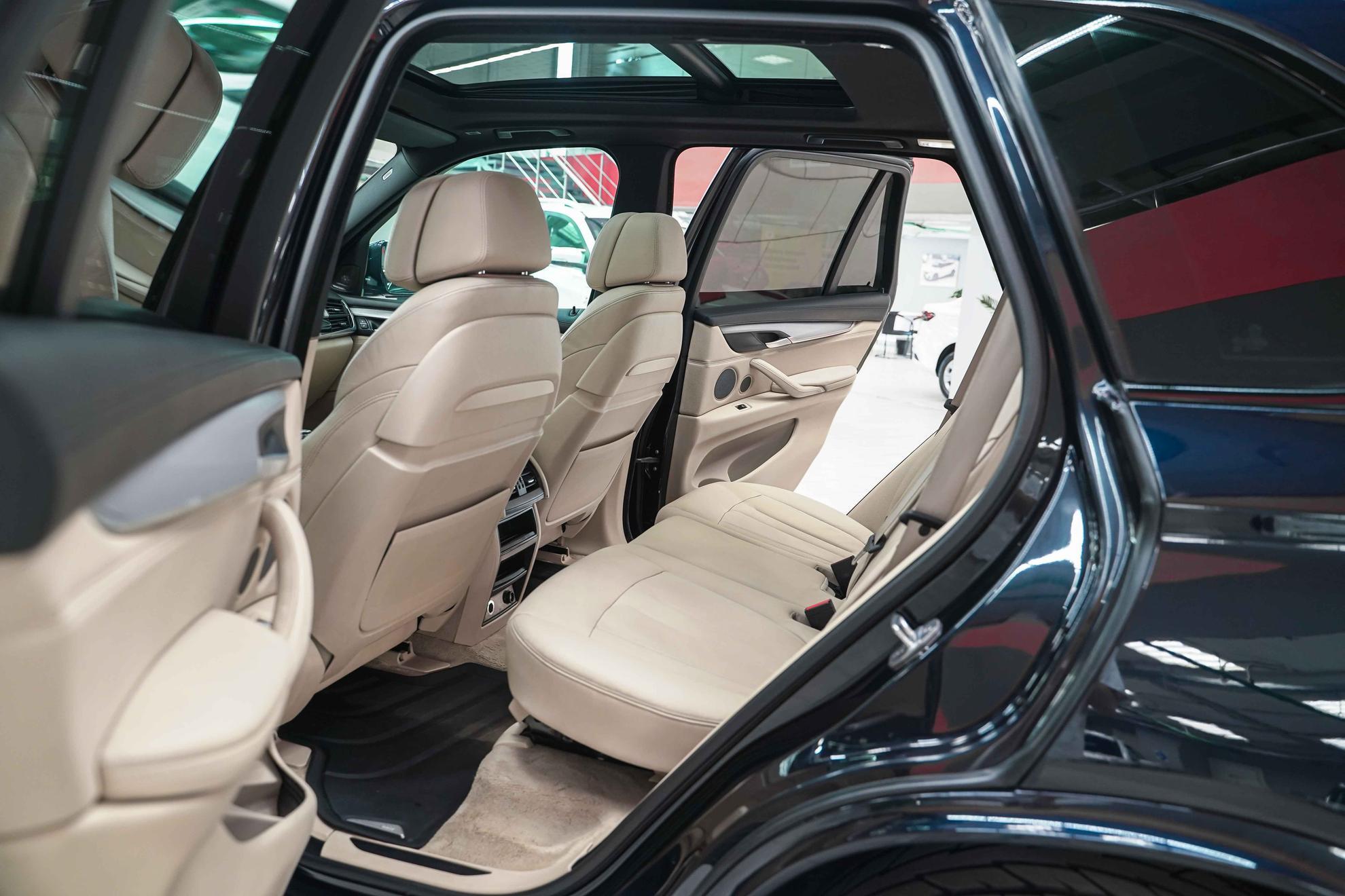 BMW X5 2016, черный, ДЦ Орехово