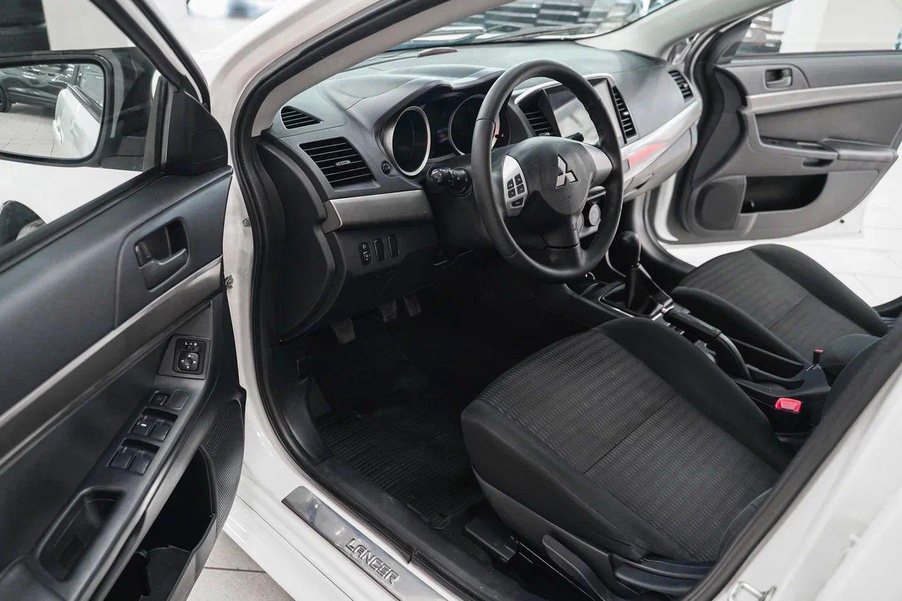 Mitsubishi Lancer 2013, белый, ДЦ Орехово