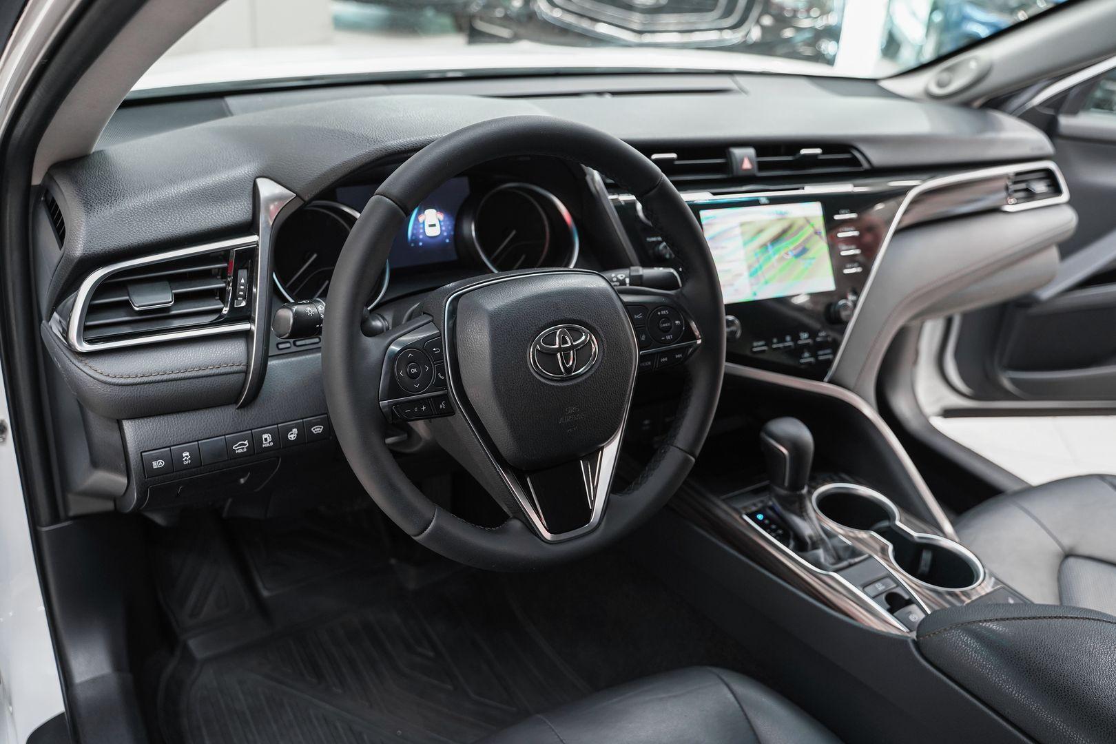 Toyota Camry 2019, белый, ДЦ Орехово
