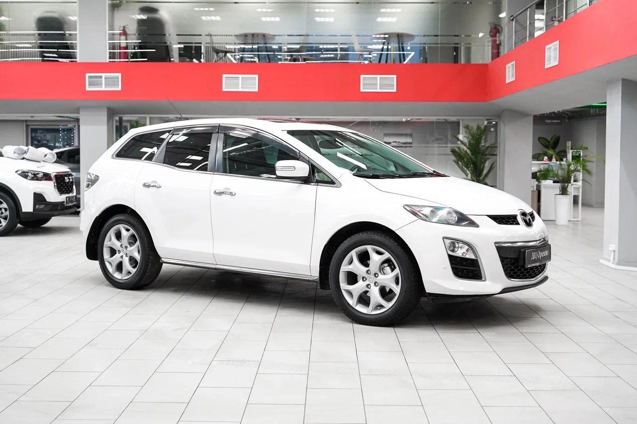 Mazda CX-7 2011, белый, ДЦ Орехово