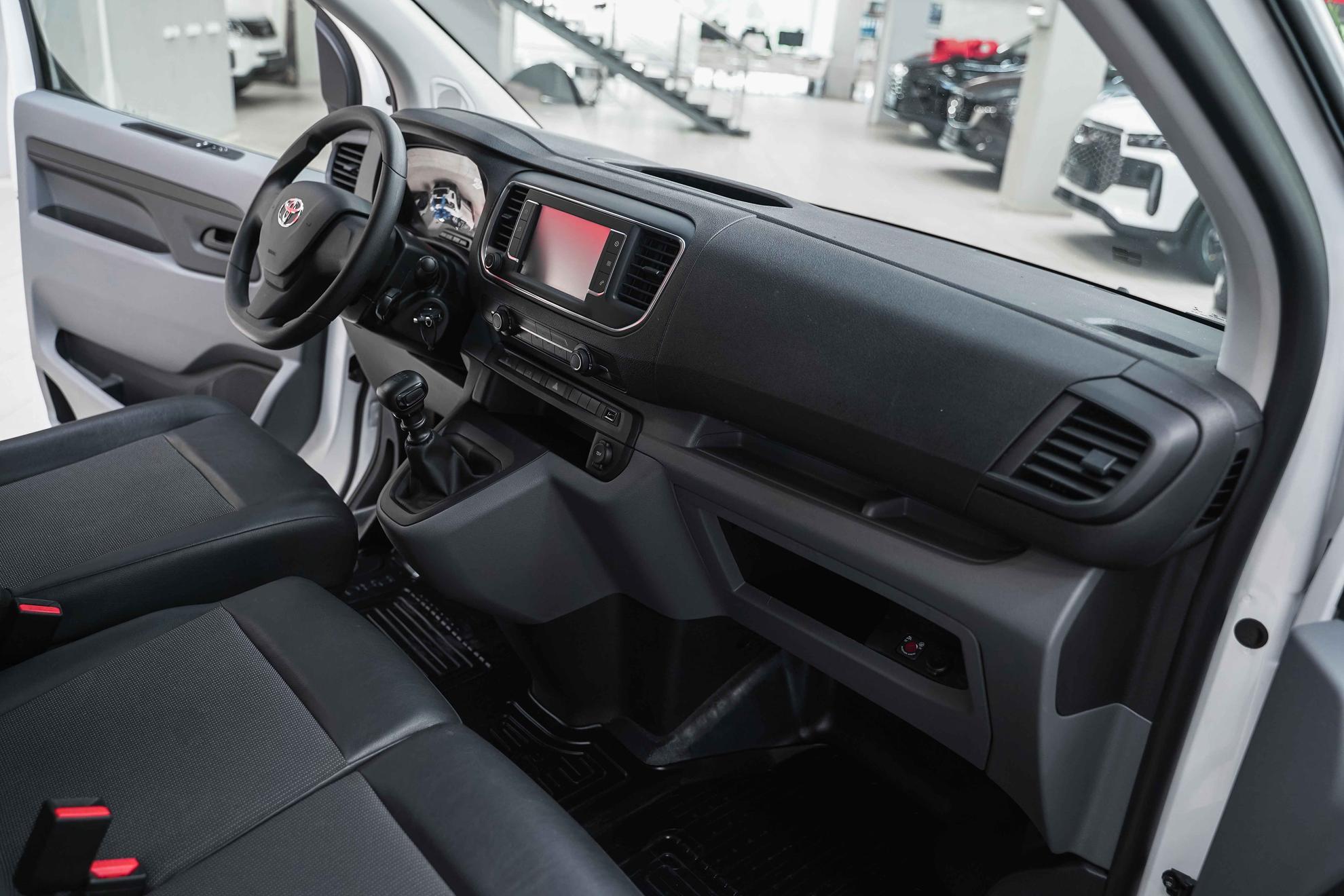 Toyota ProAce 2022, белый, ДЦ Орехово