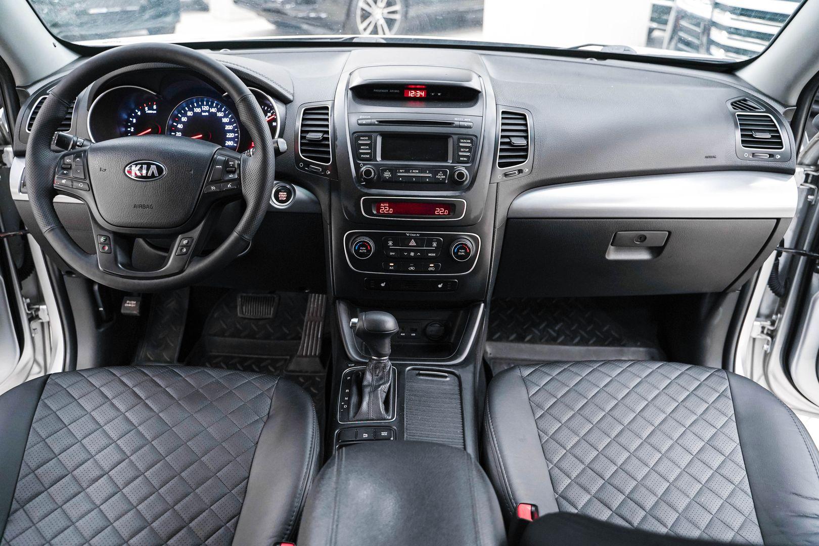 Kia Sorento 2014, серебряный, ДЦ Орехово