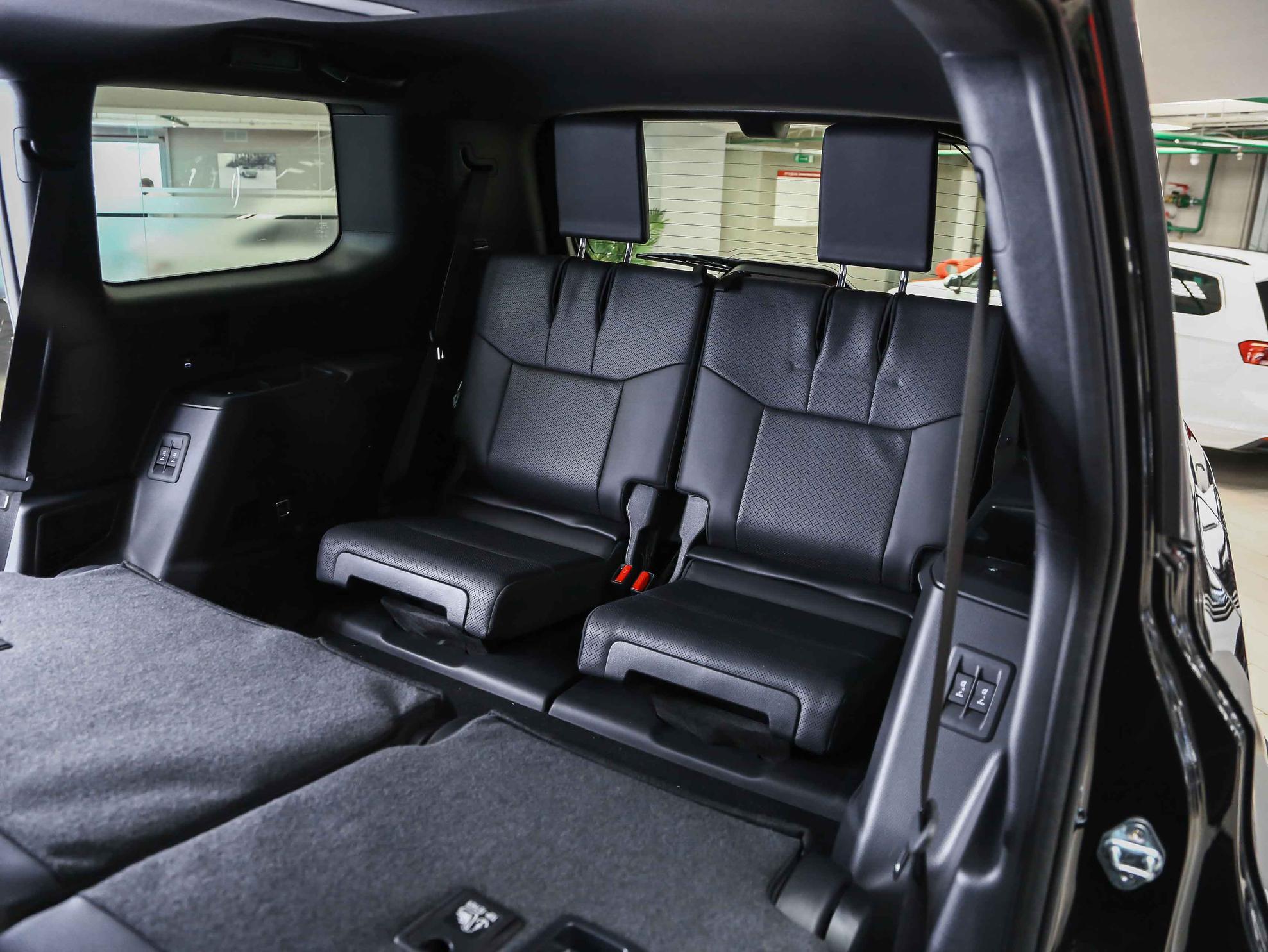 Toyota Land Cruiser Prado 2026, черный, ДЦ Орехово