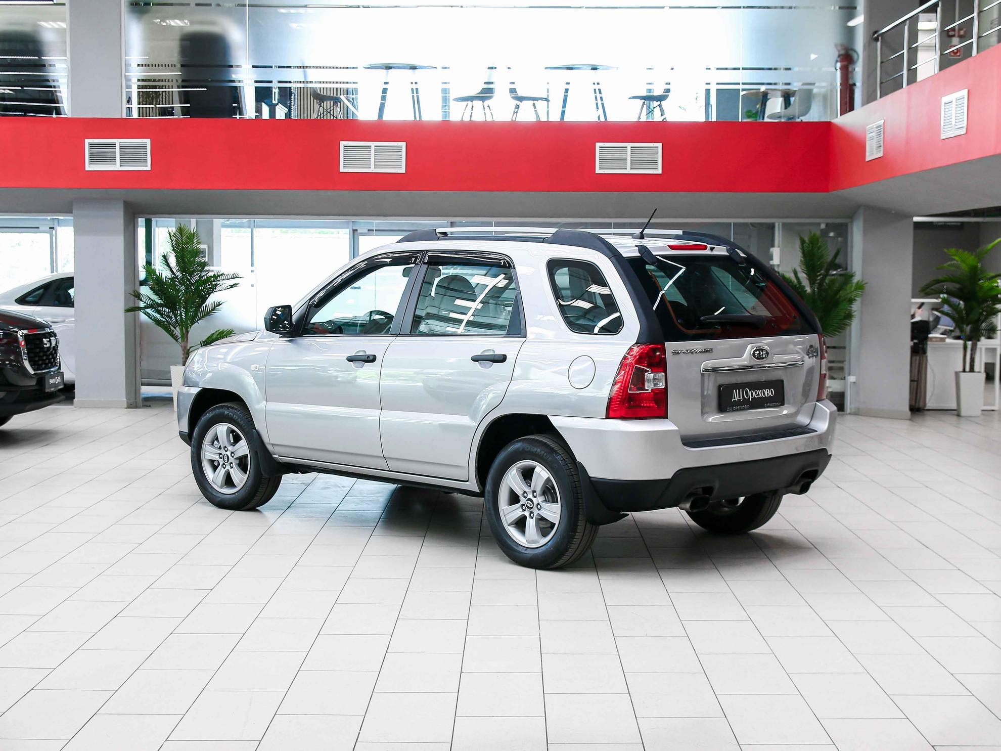 Kia Sportage 2010, серебряный, ДЦ Орехово