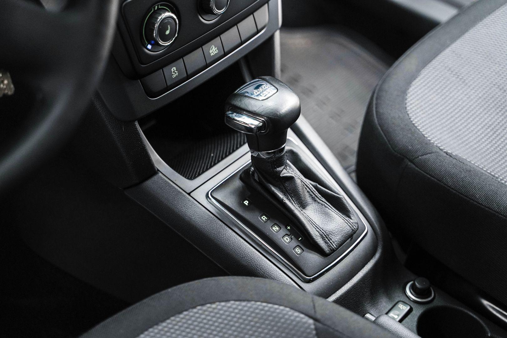 Skoda Yeti 2012, коричневый, ДЦ Орехово