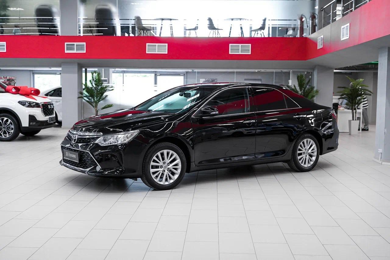 Toyota Camry 2015, черный, ДЦ Орехово