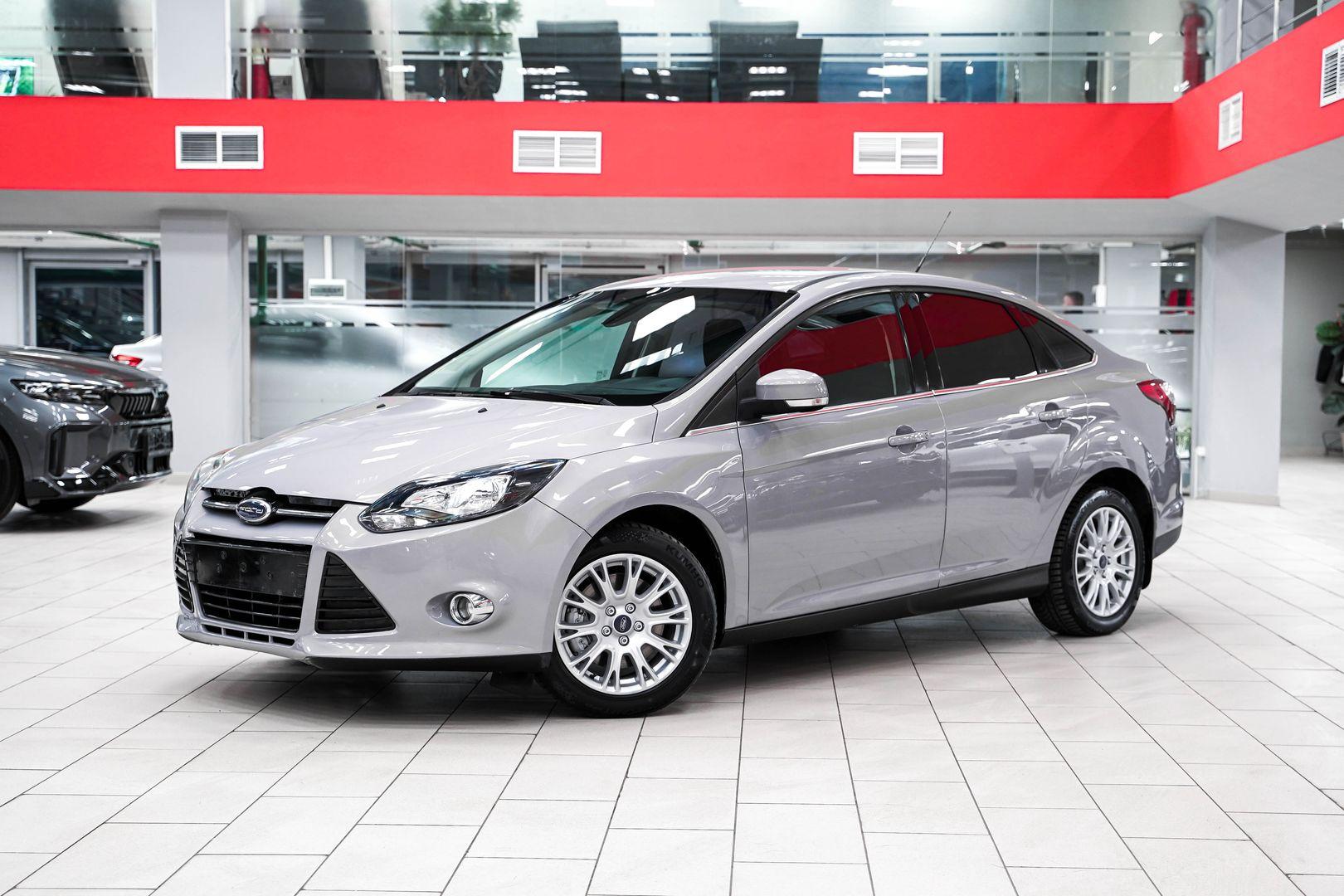 Ford Focus 2012, серый, ДЦ Орехово