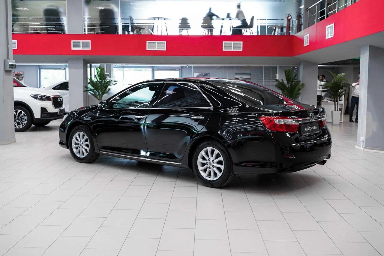Toyota Camry 2012, черный, ДЦ Орехово