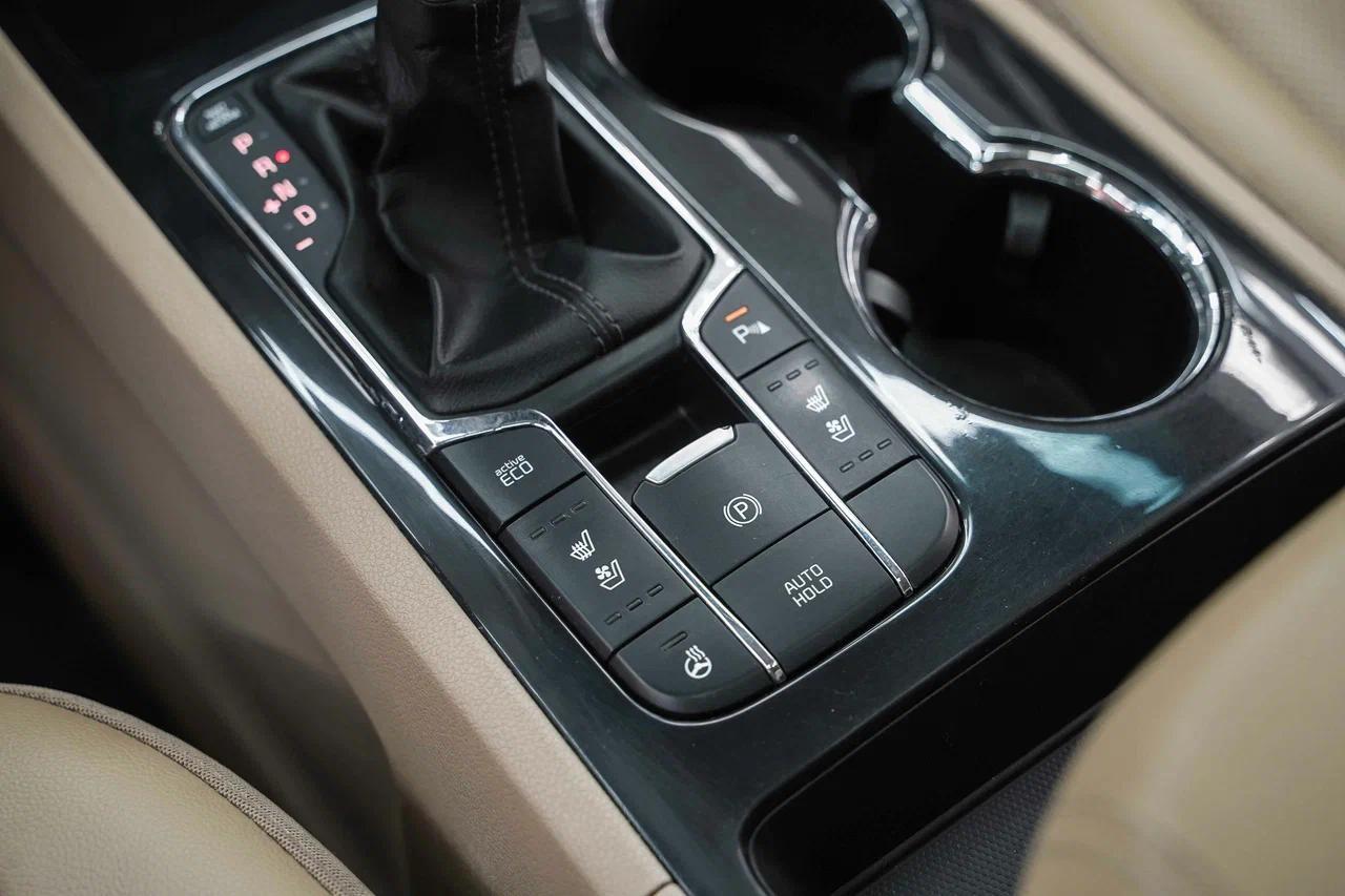 Kia Carnival 2019, черный, ДЦ Орехово