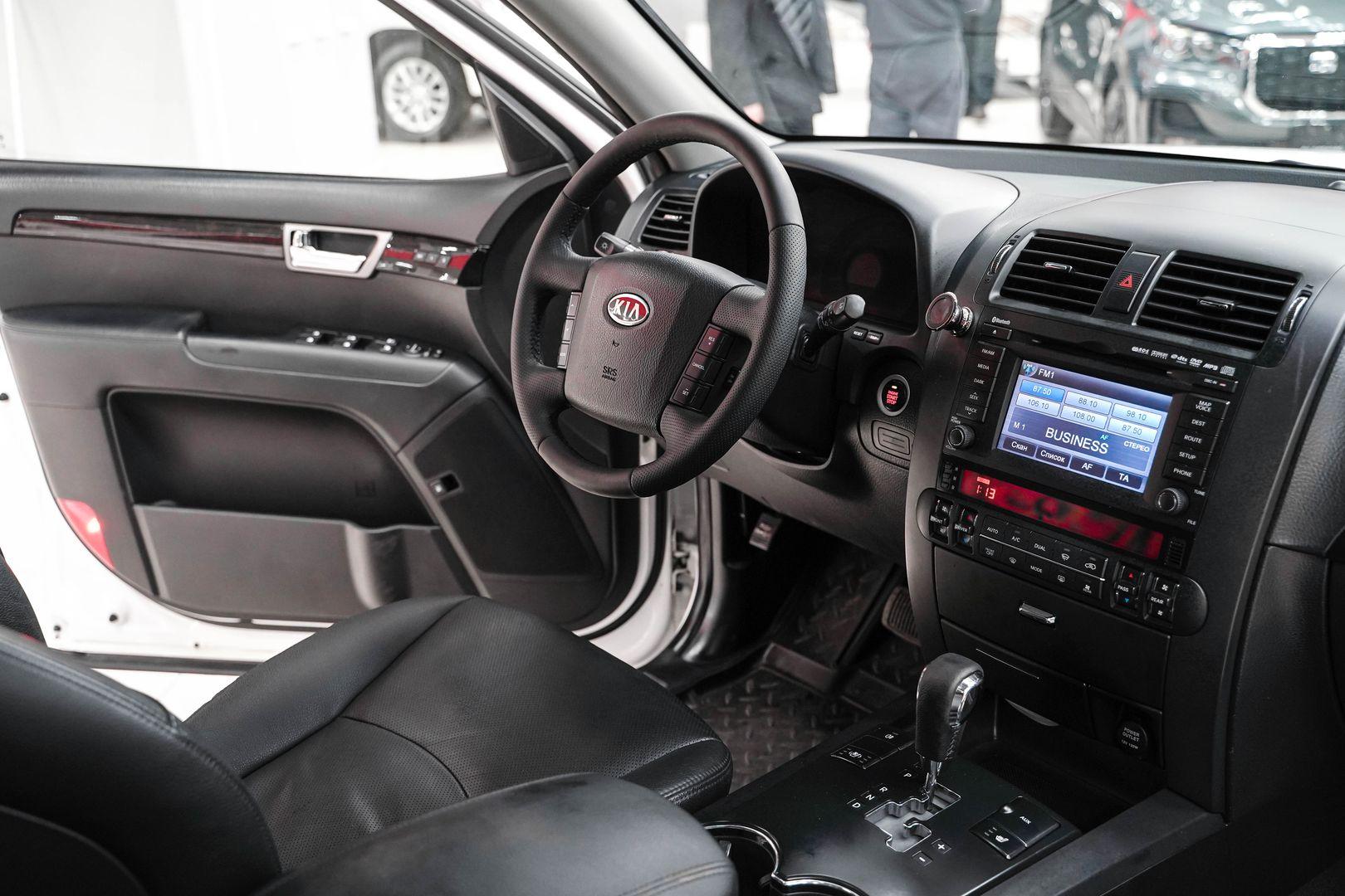 Kia Mohave 2011, белый, ДЦ Орехово