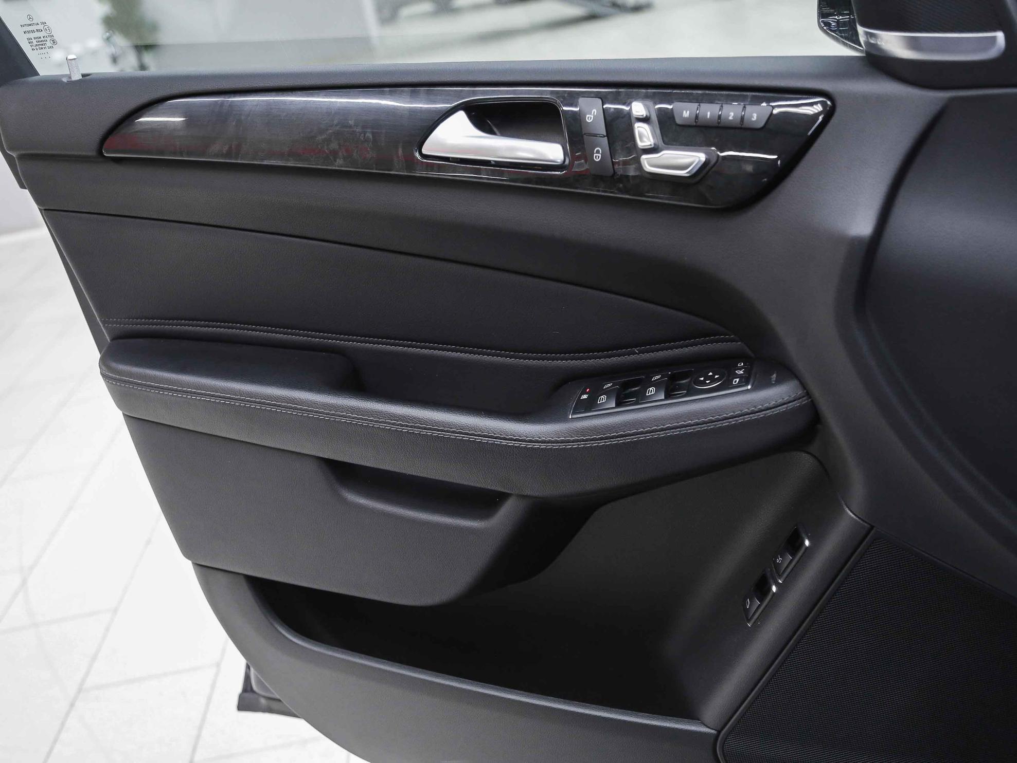 Mercedes-Benz GLS 2017, синий, ДЦ Орехово