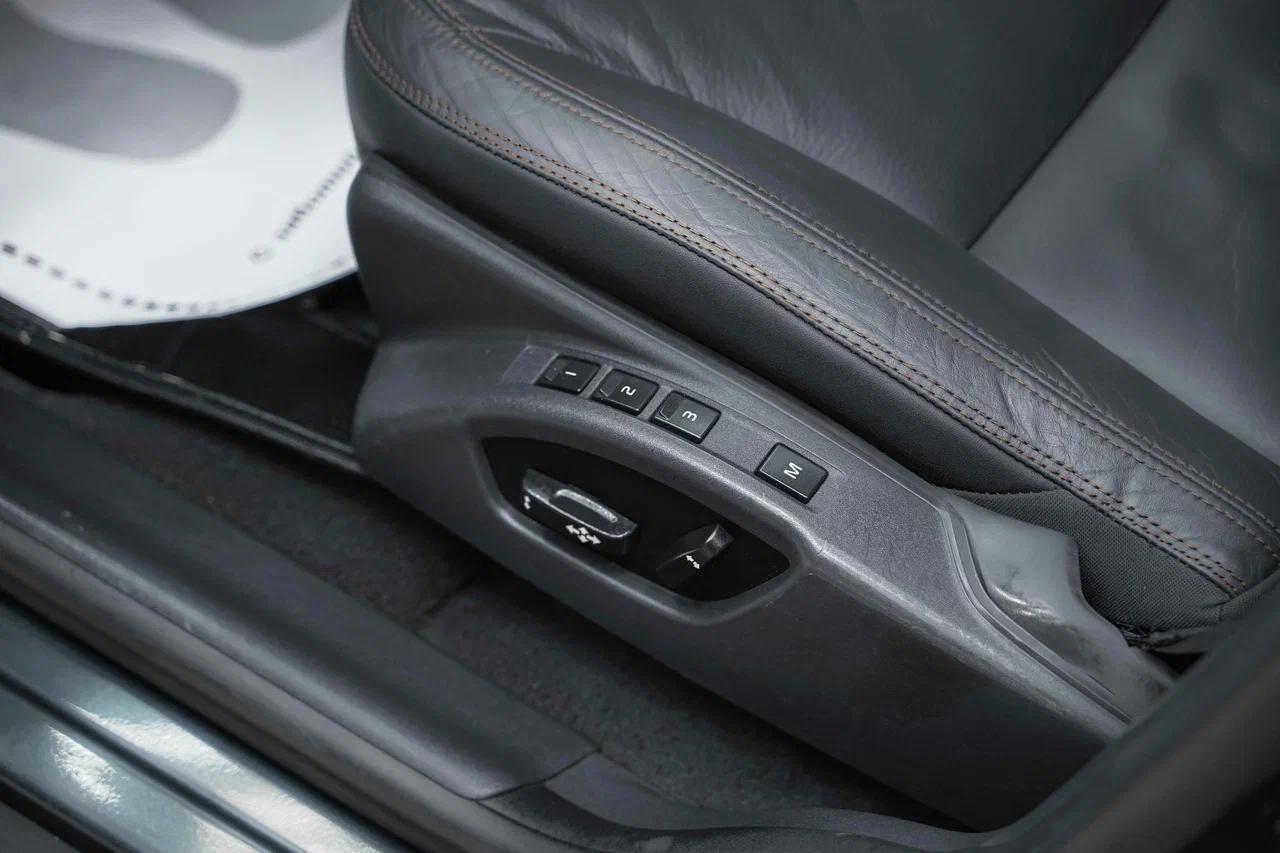 Volvo XC60 2010, серый, ДЦ Орехово