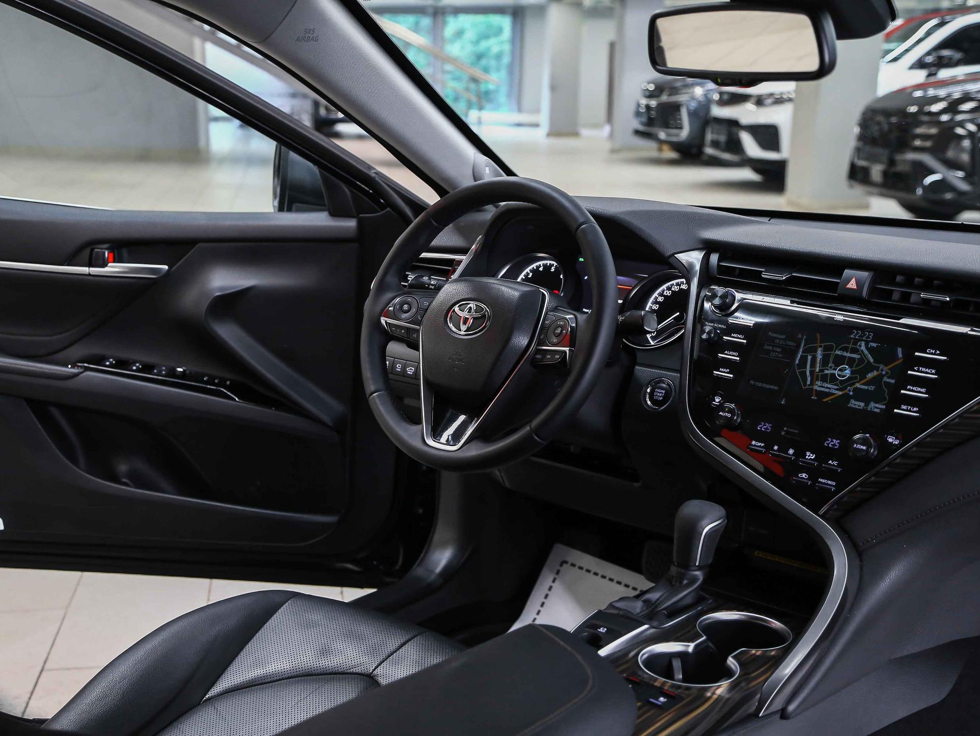 Toyota Camry 2019, черный, ДЦ Орехово